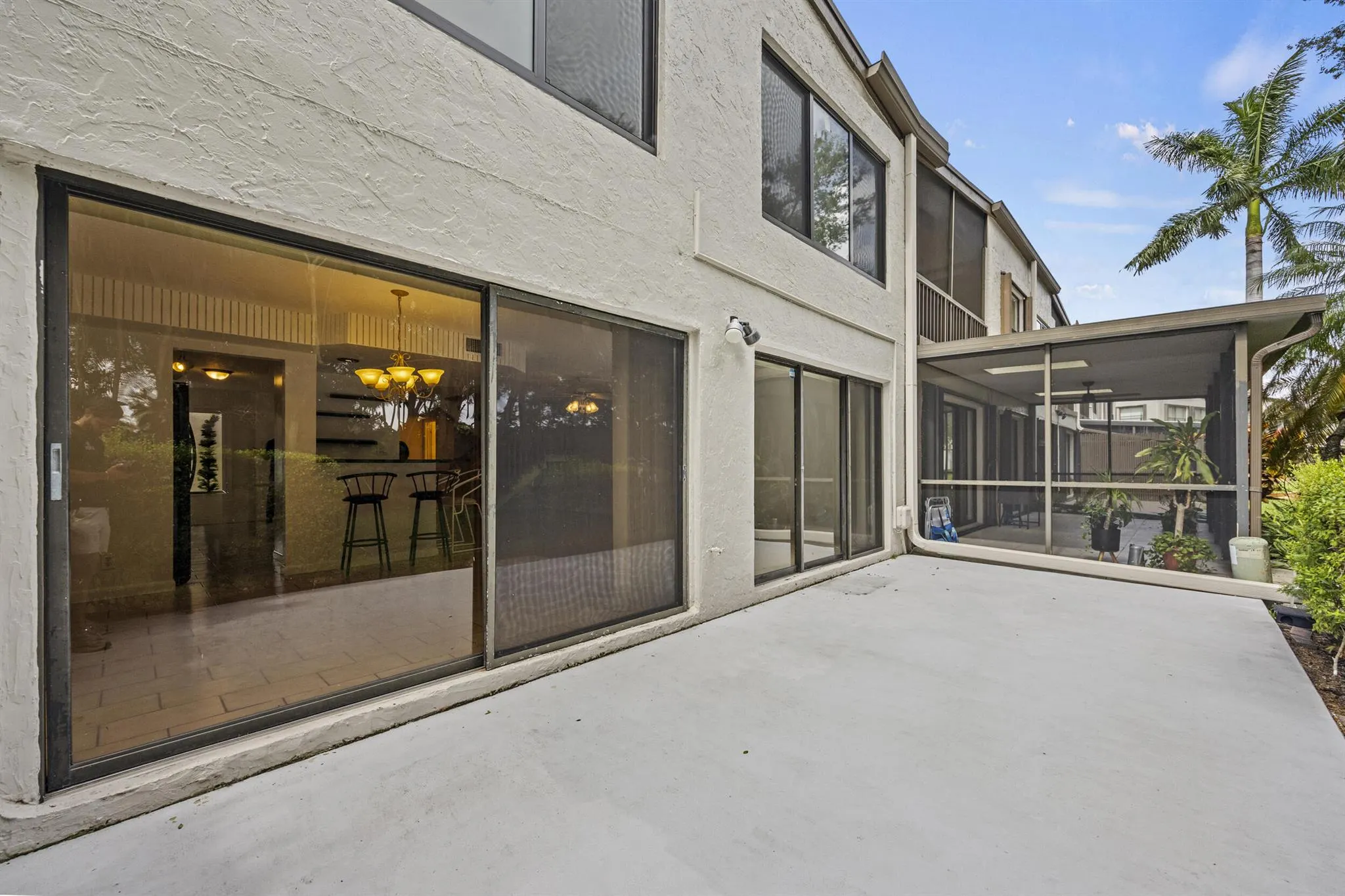 9713 N New River Canal Road, #304