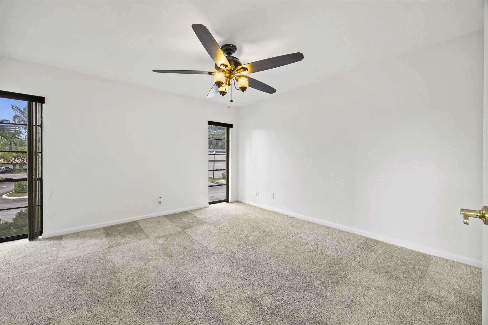 9713 N New River Canal Road, #304