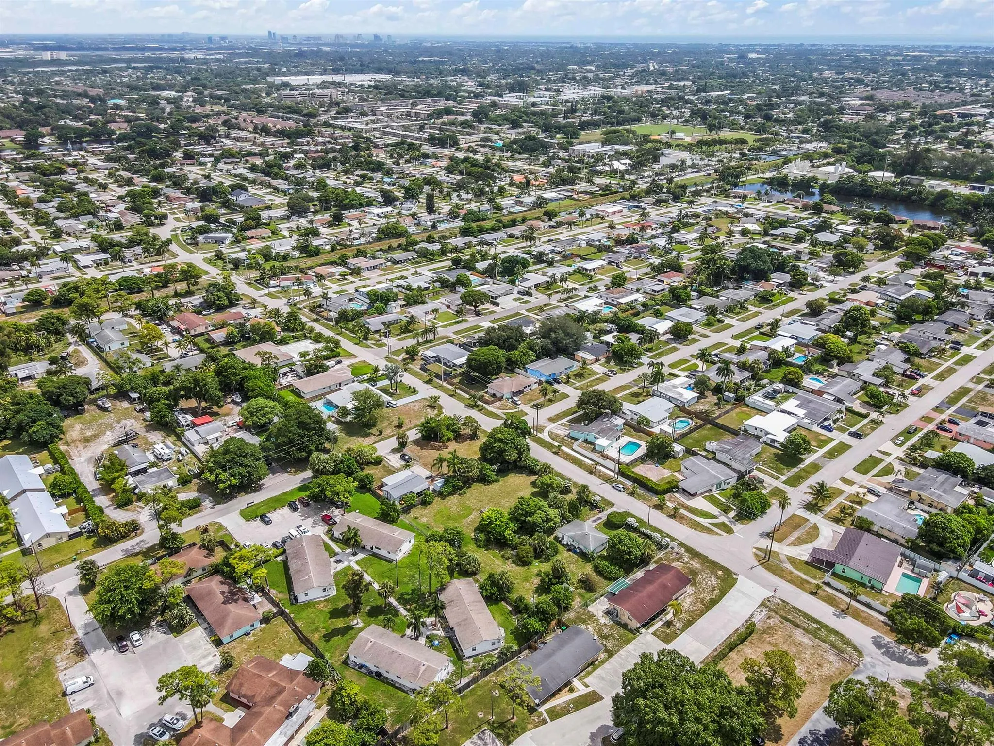 2653 Gulfstream Road
