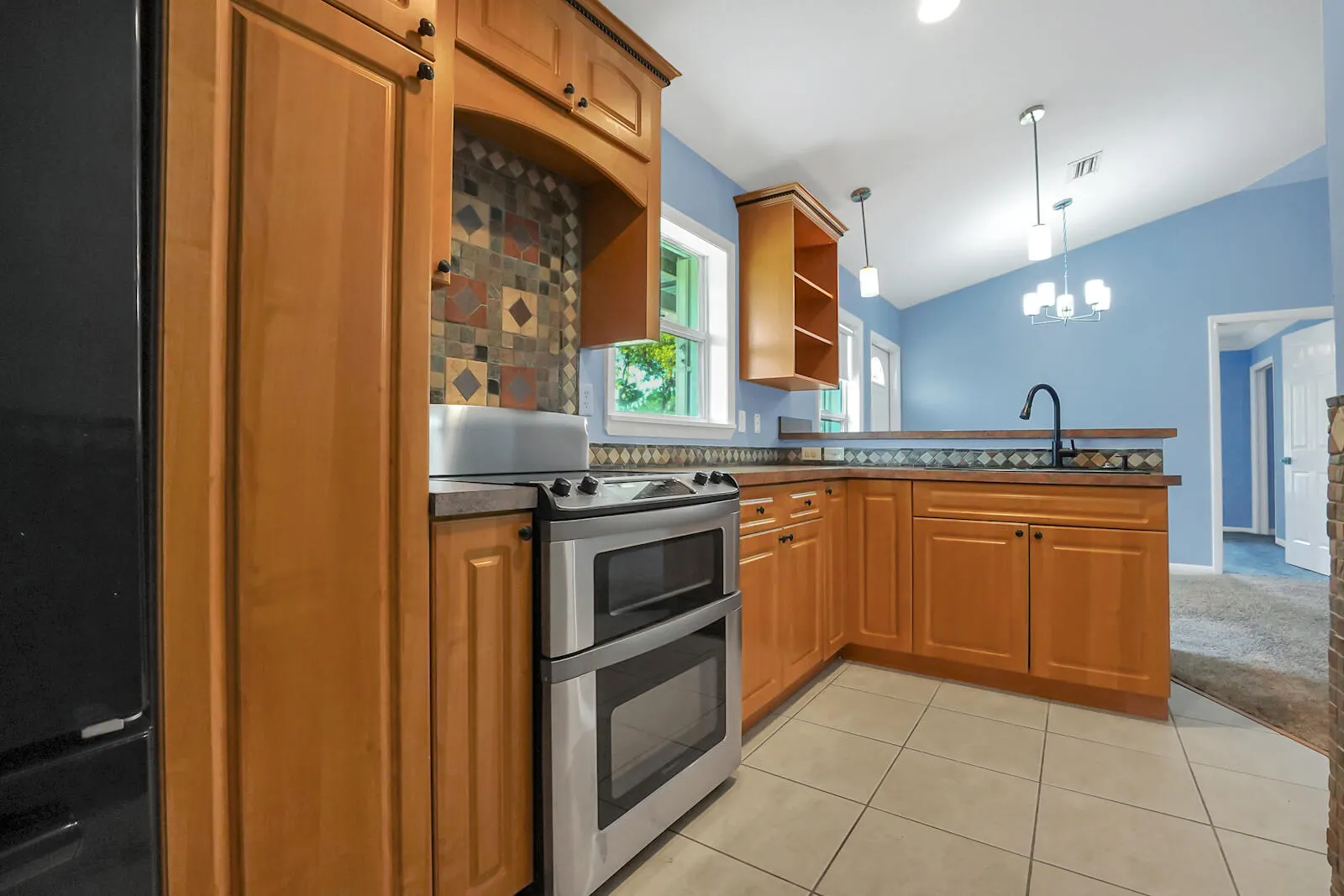 7739 Canal Drive