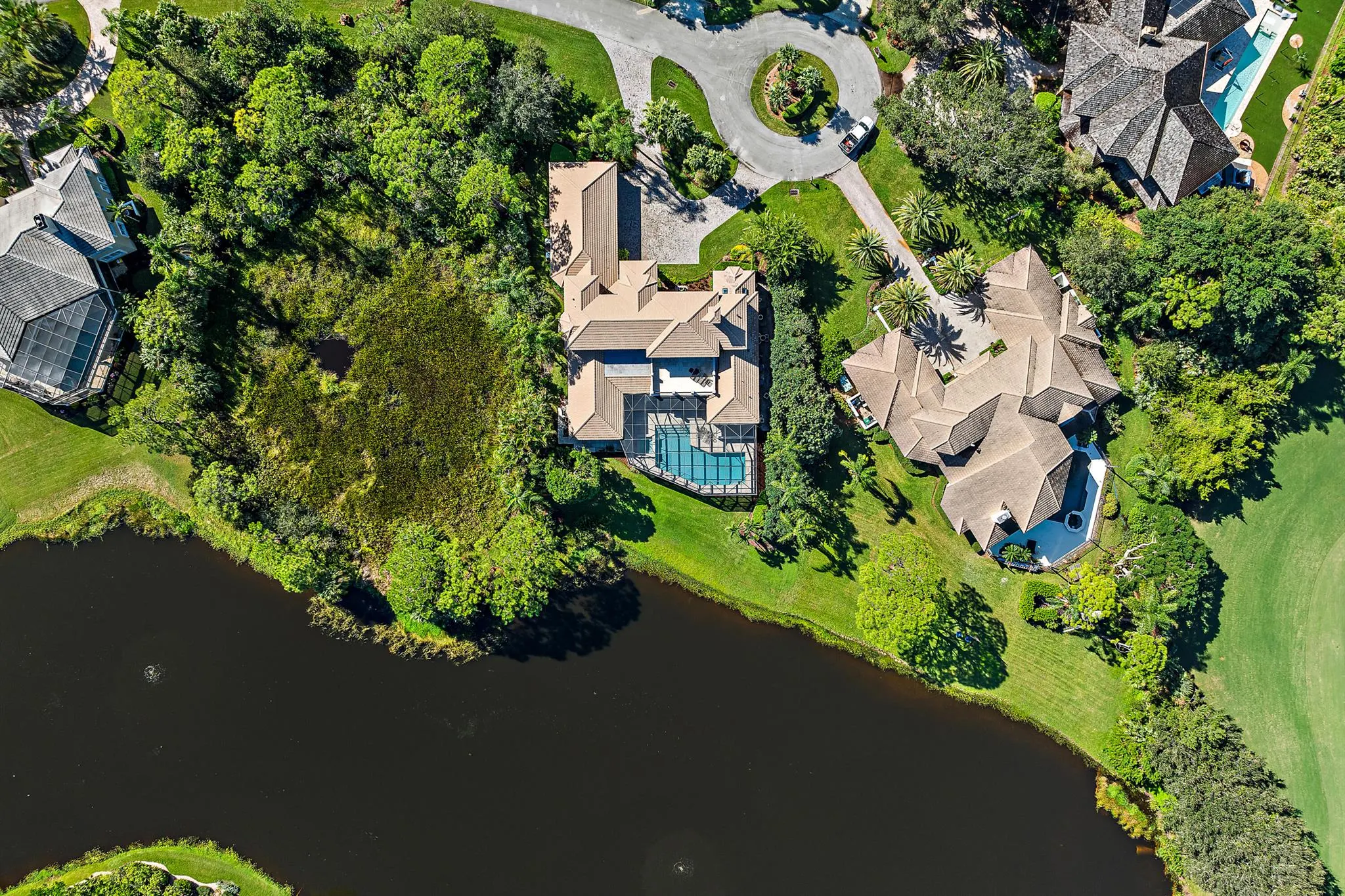 2506 NW Hollyberry Lane