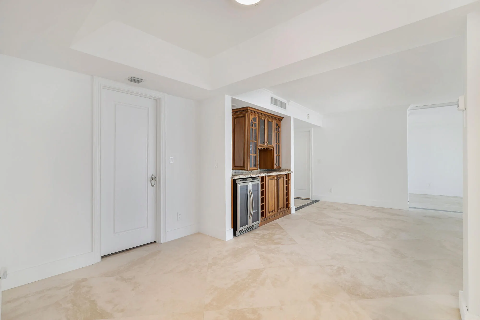 3590 S Ocean Boulevard, #908