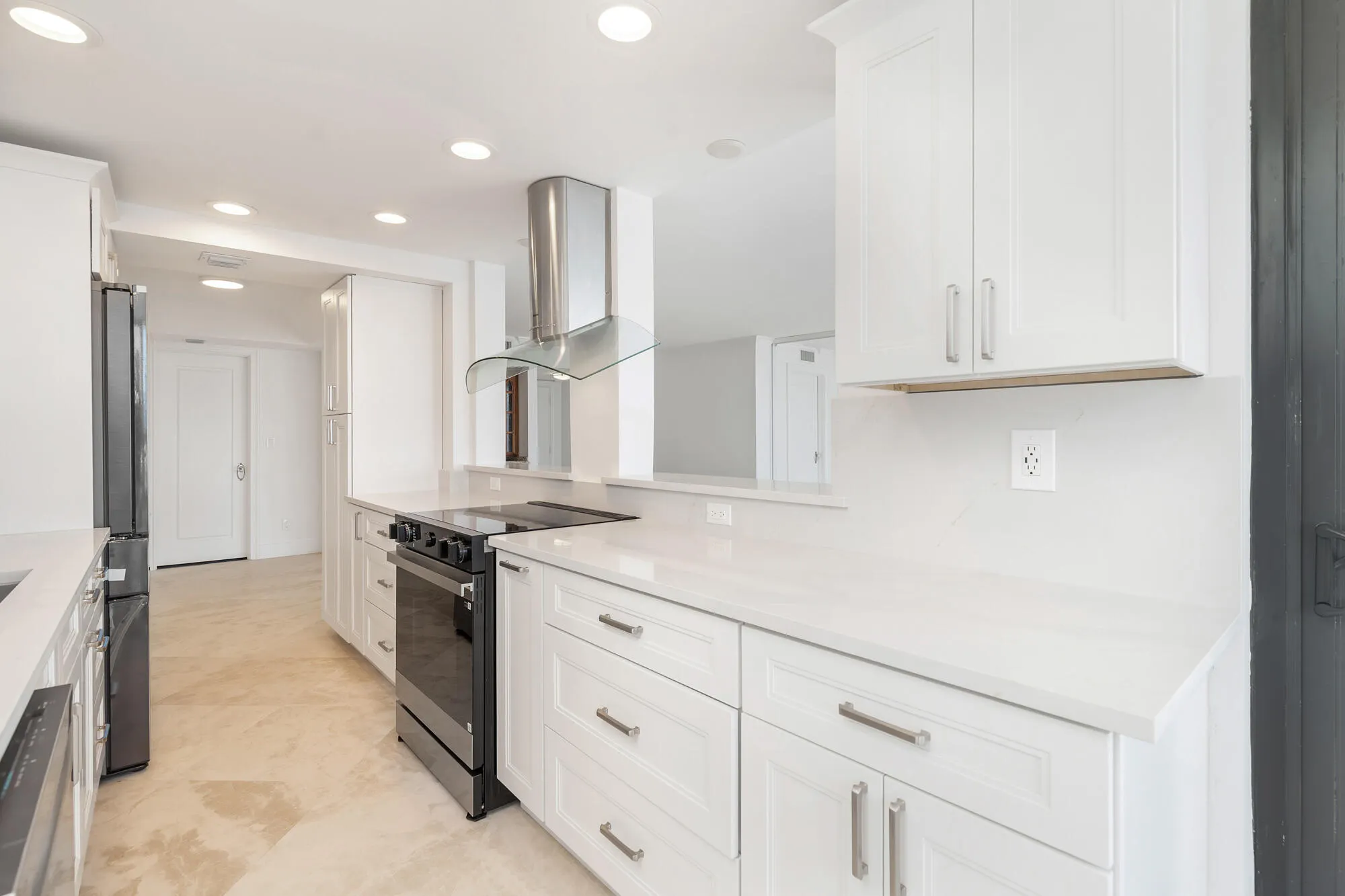 3590 S Ocean Boulevard, #908