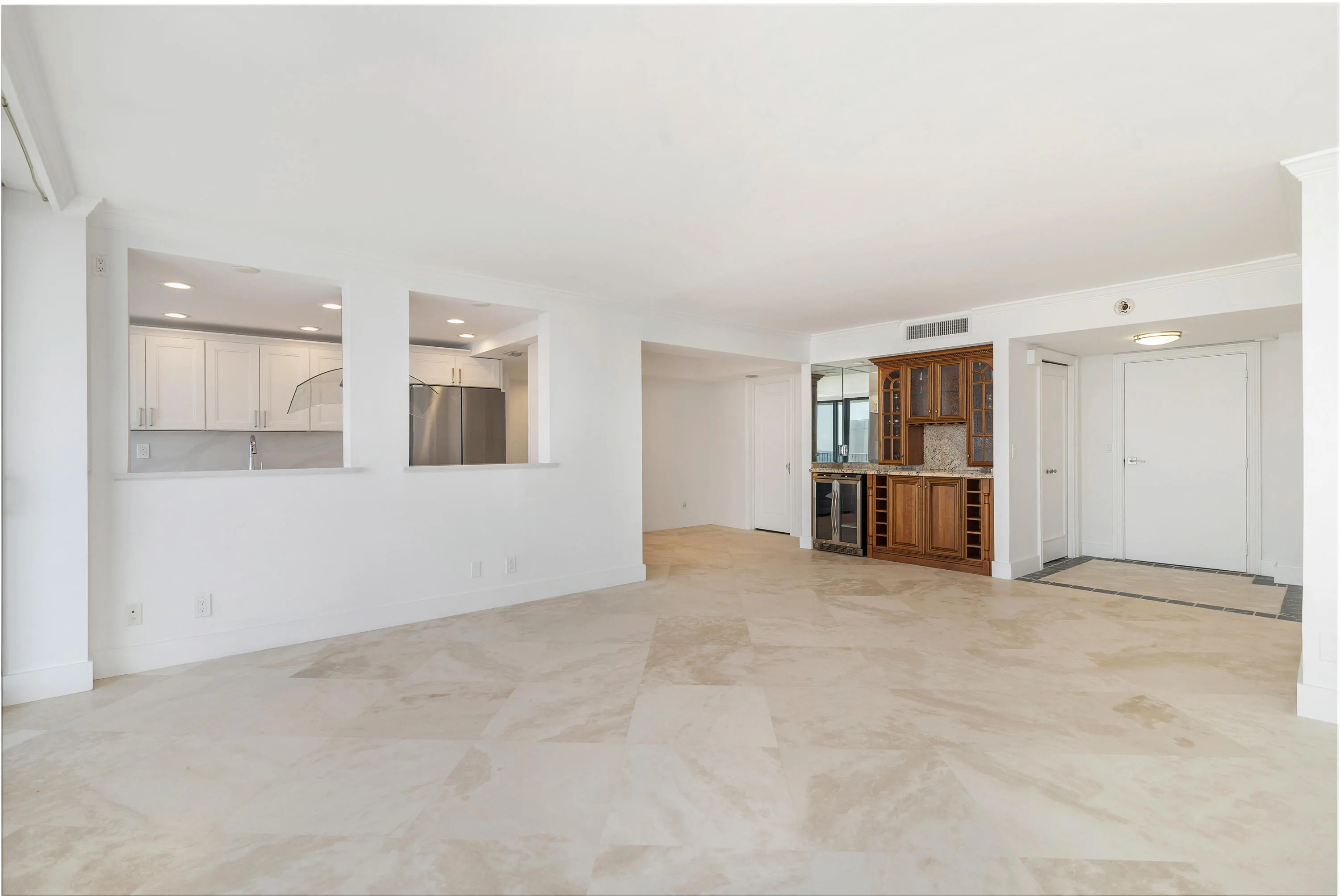 3590 S Ocean Boulevard, #908