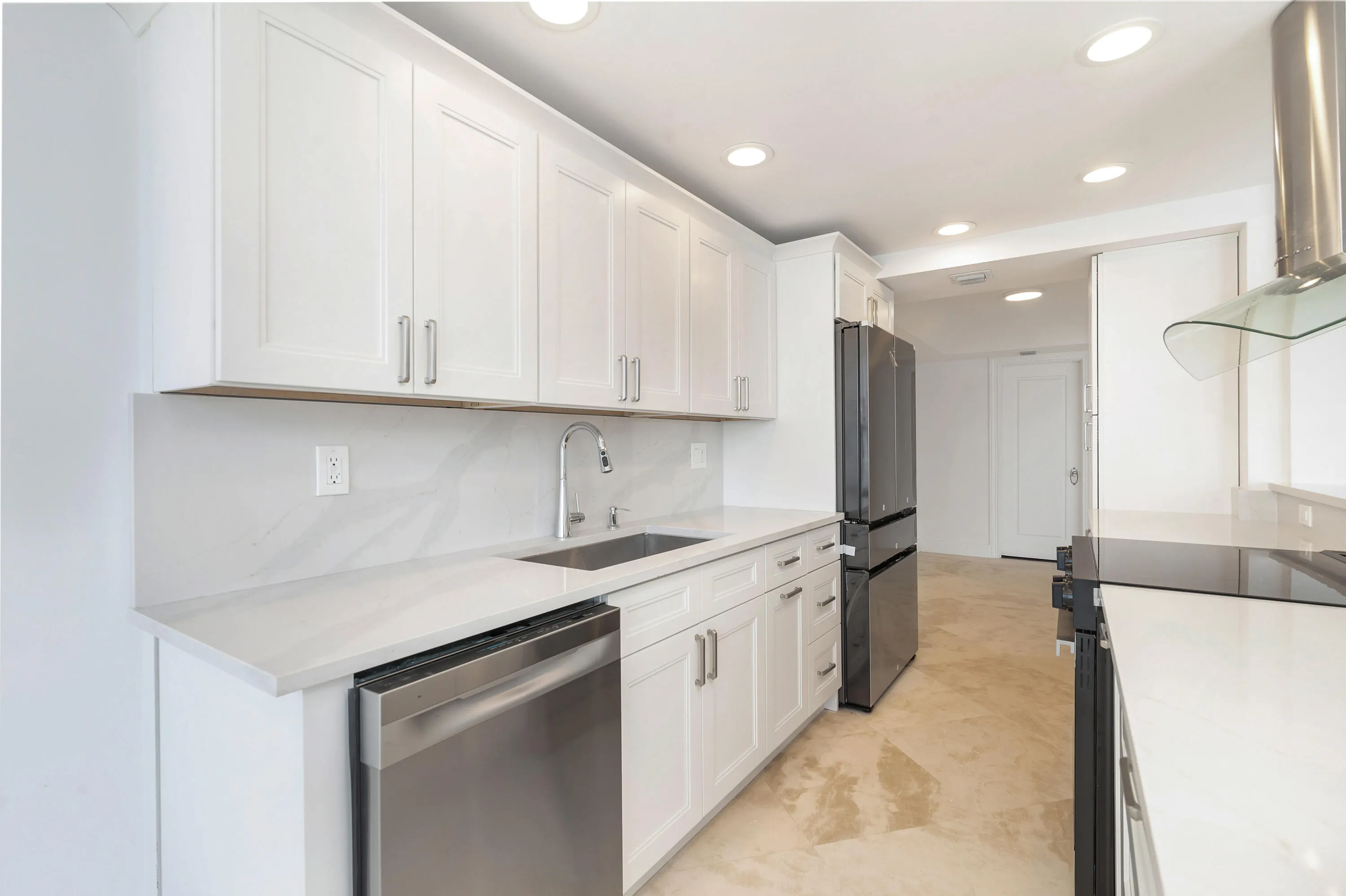 3590 S Ocean Boulevard, #908