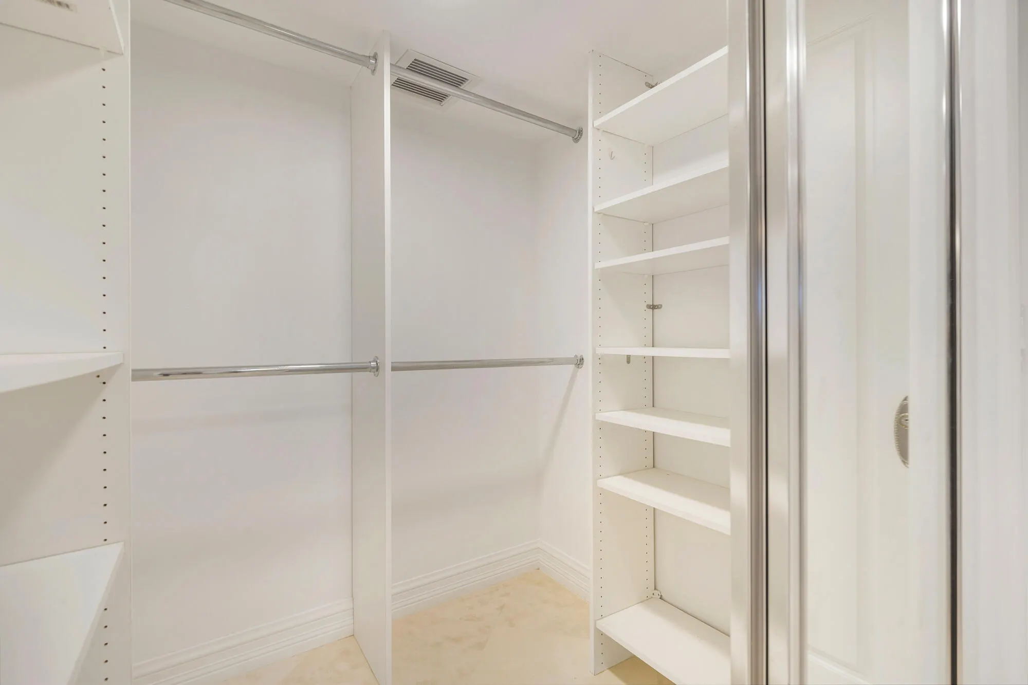 3590 S Ocean Boulevard, #908