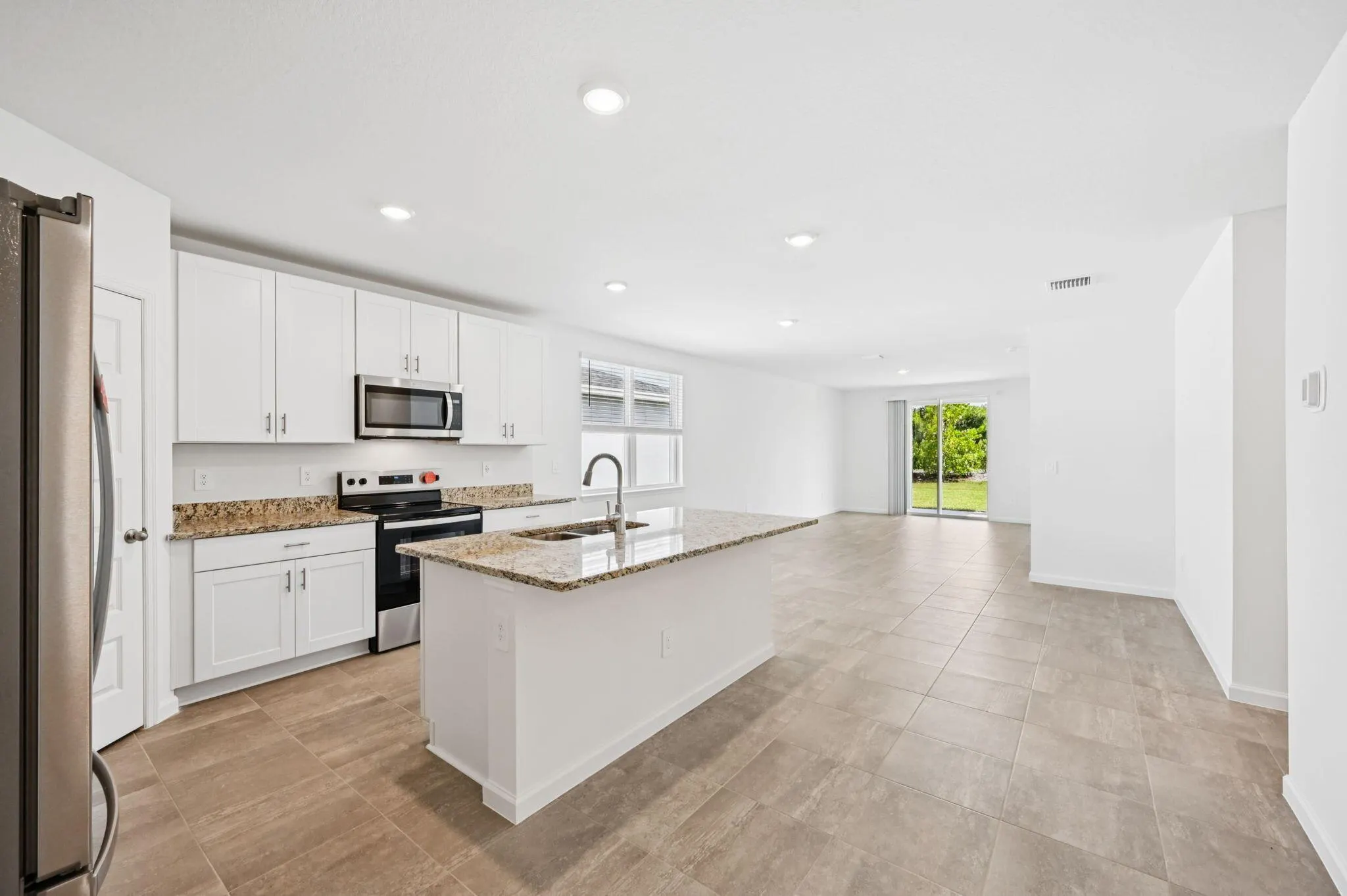 5433 Hampton Park Circle