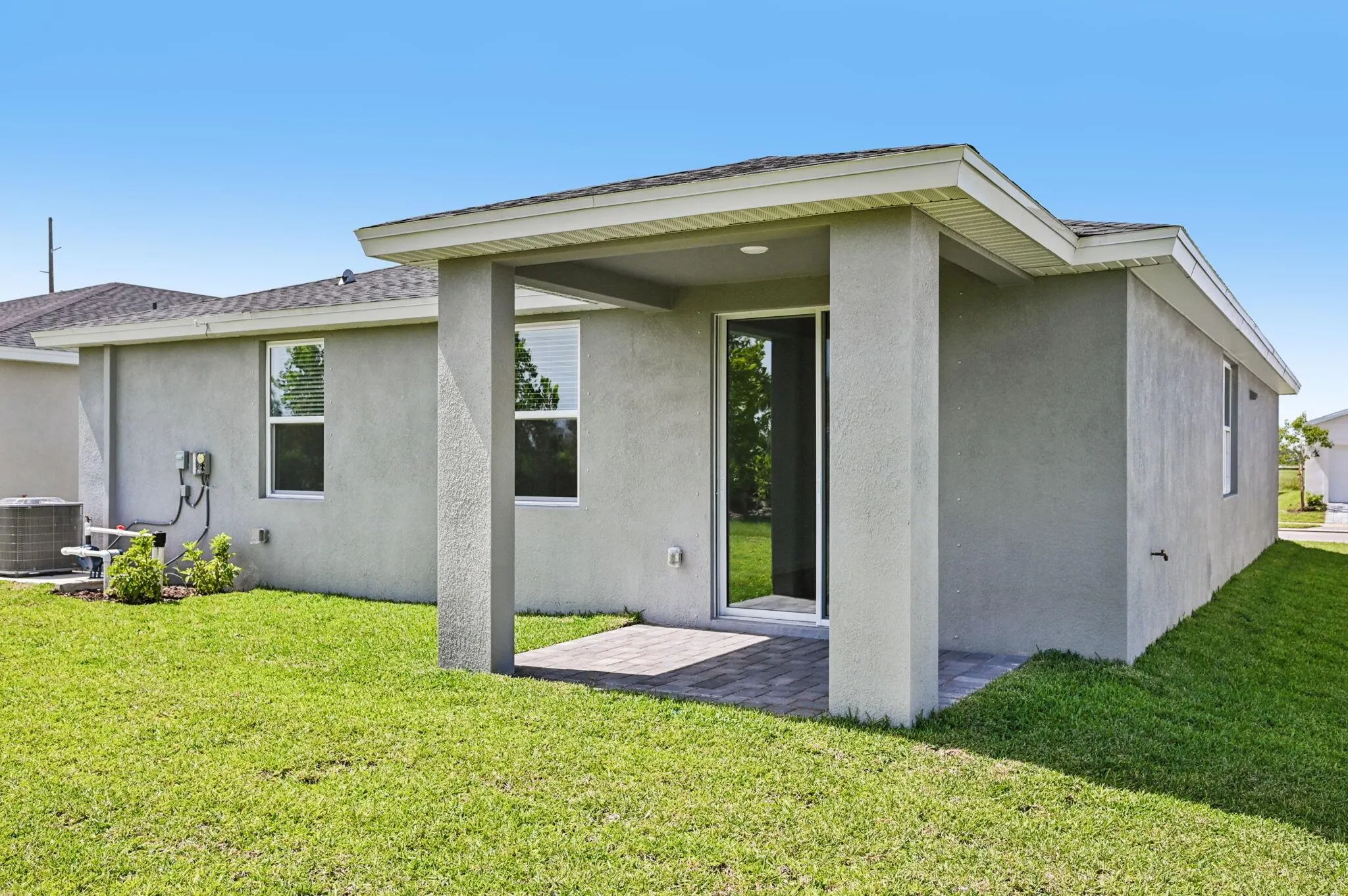 5433 Hampton Park Circle