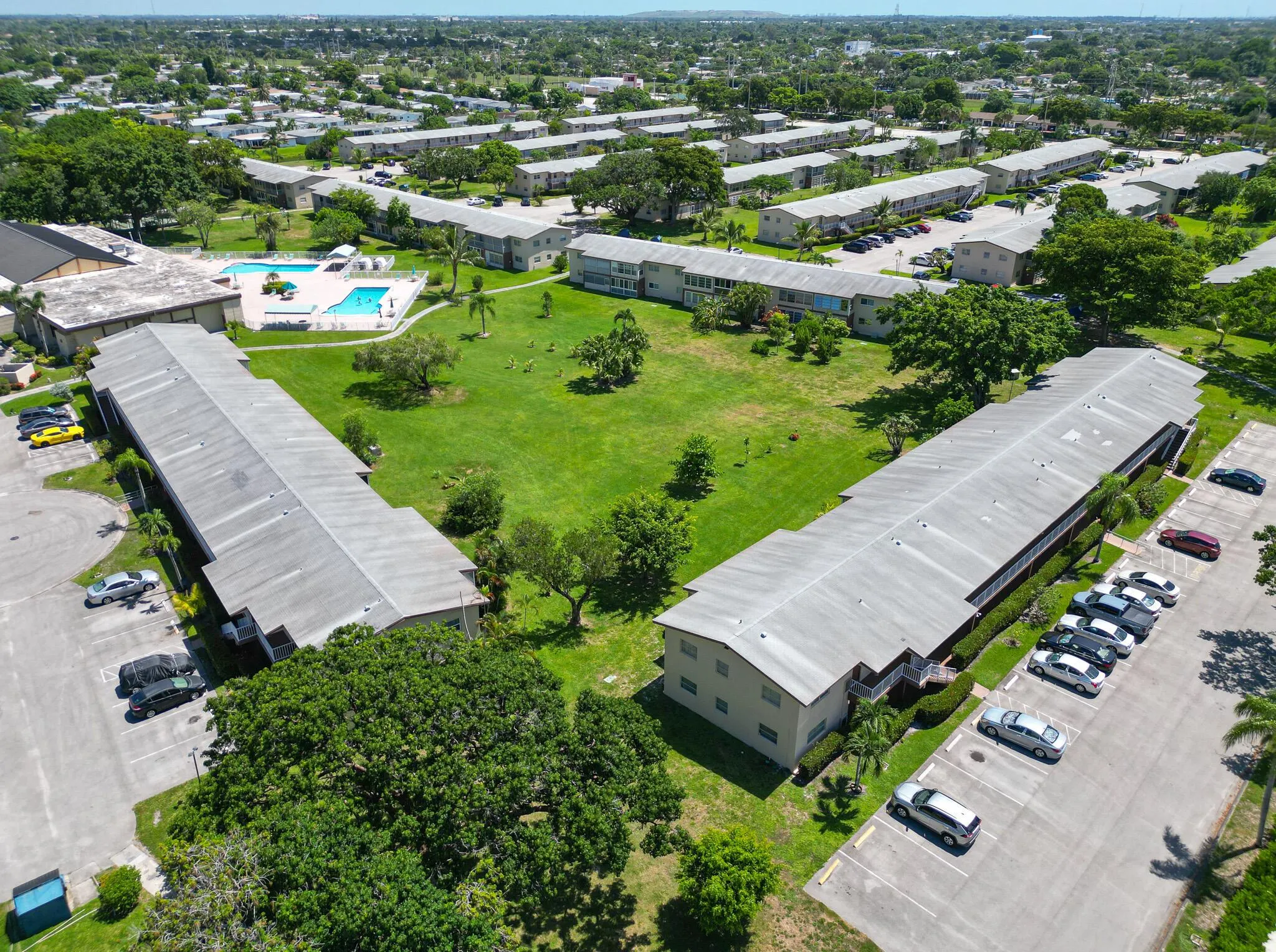 7405 W Atlantic Boulevard, #201
