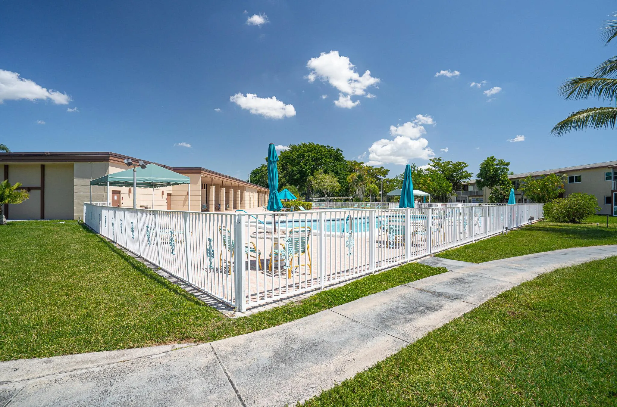 7405 W Atlantic Boulevard, #201