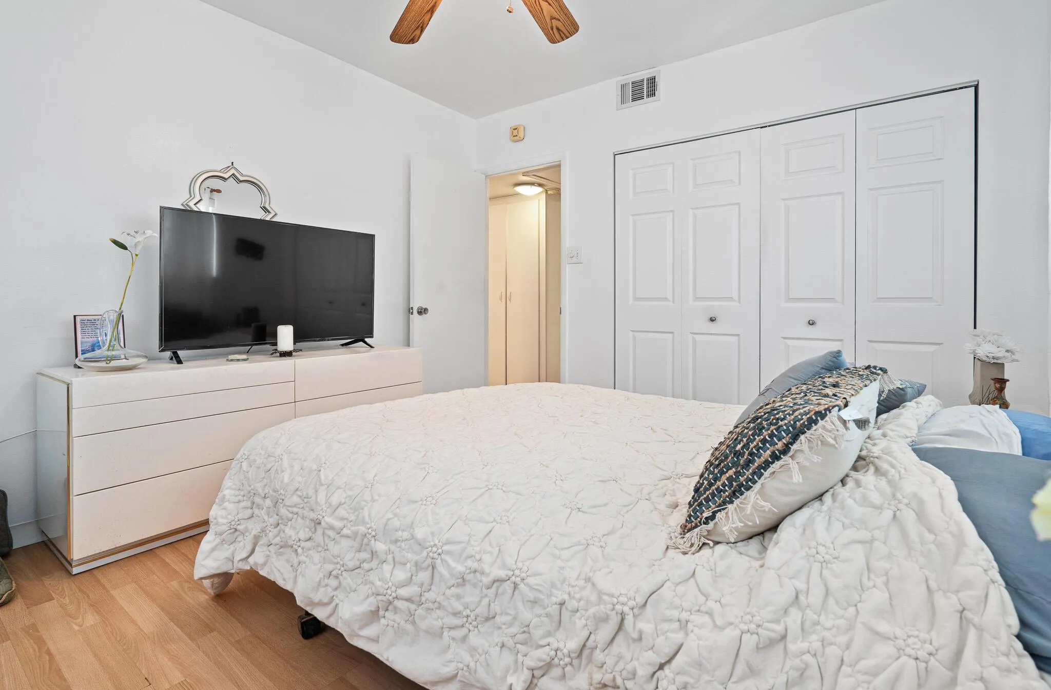 7405 W Atlantic Boulevard, #201