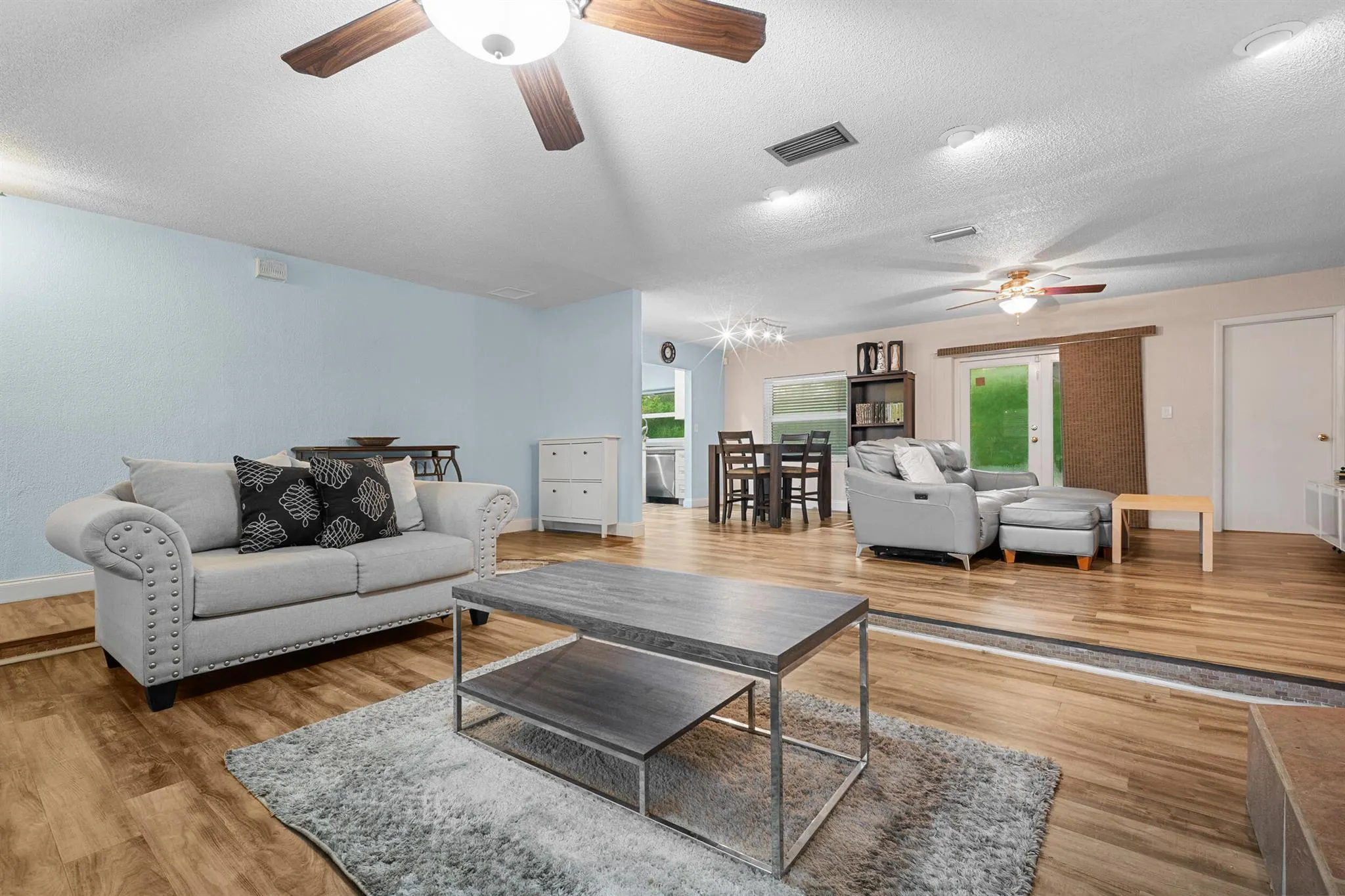 7503 NW 42 Street