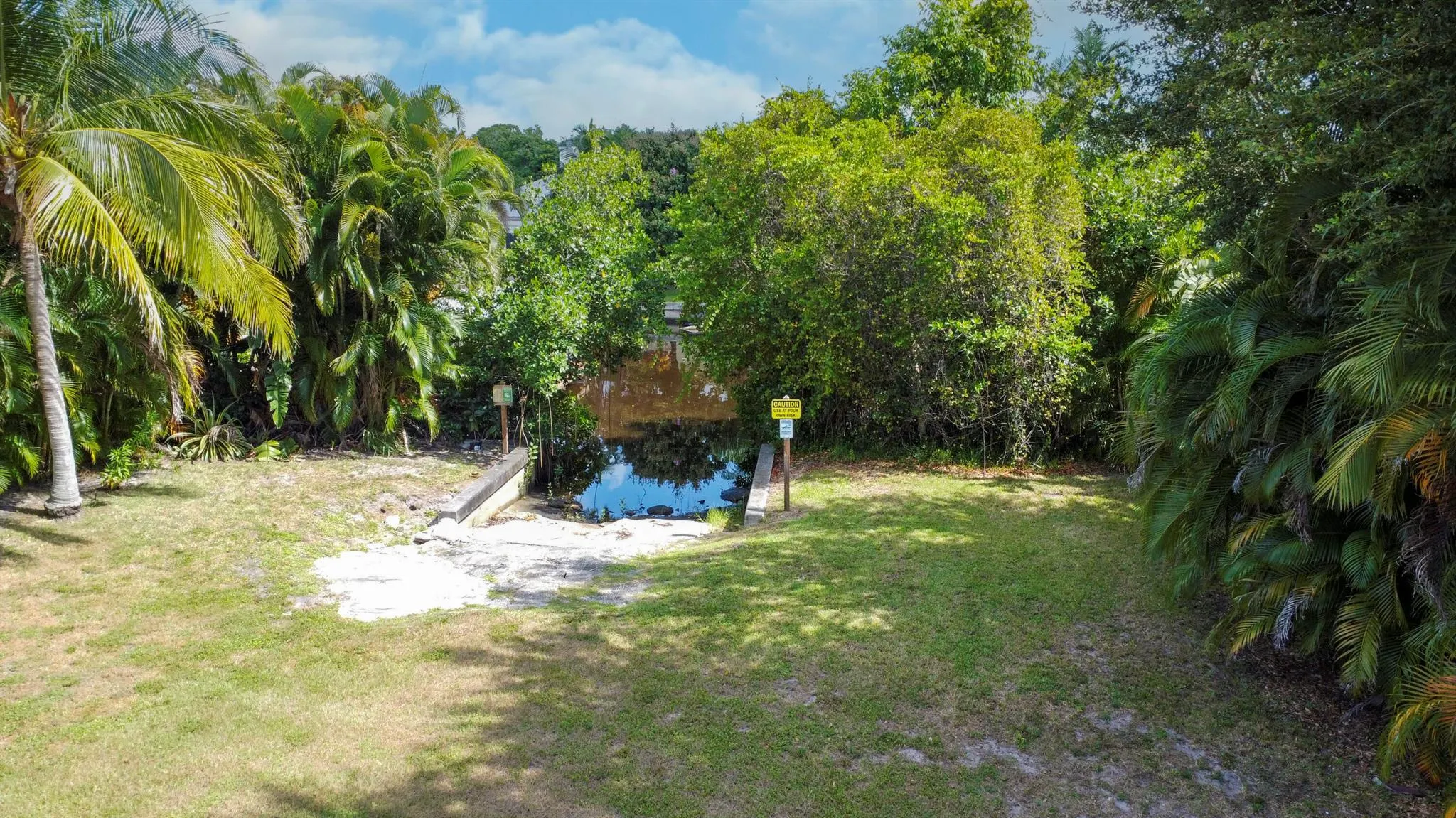 195 SW Cabana Point Circle