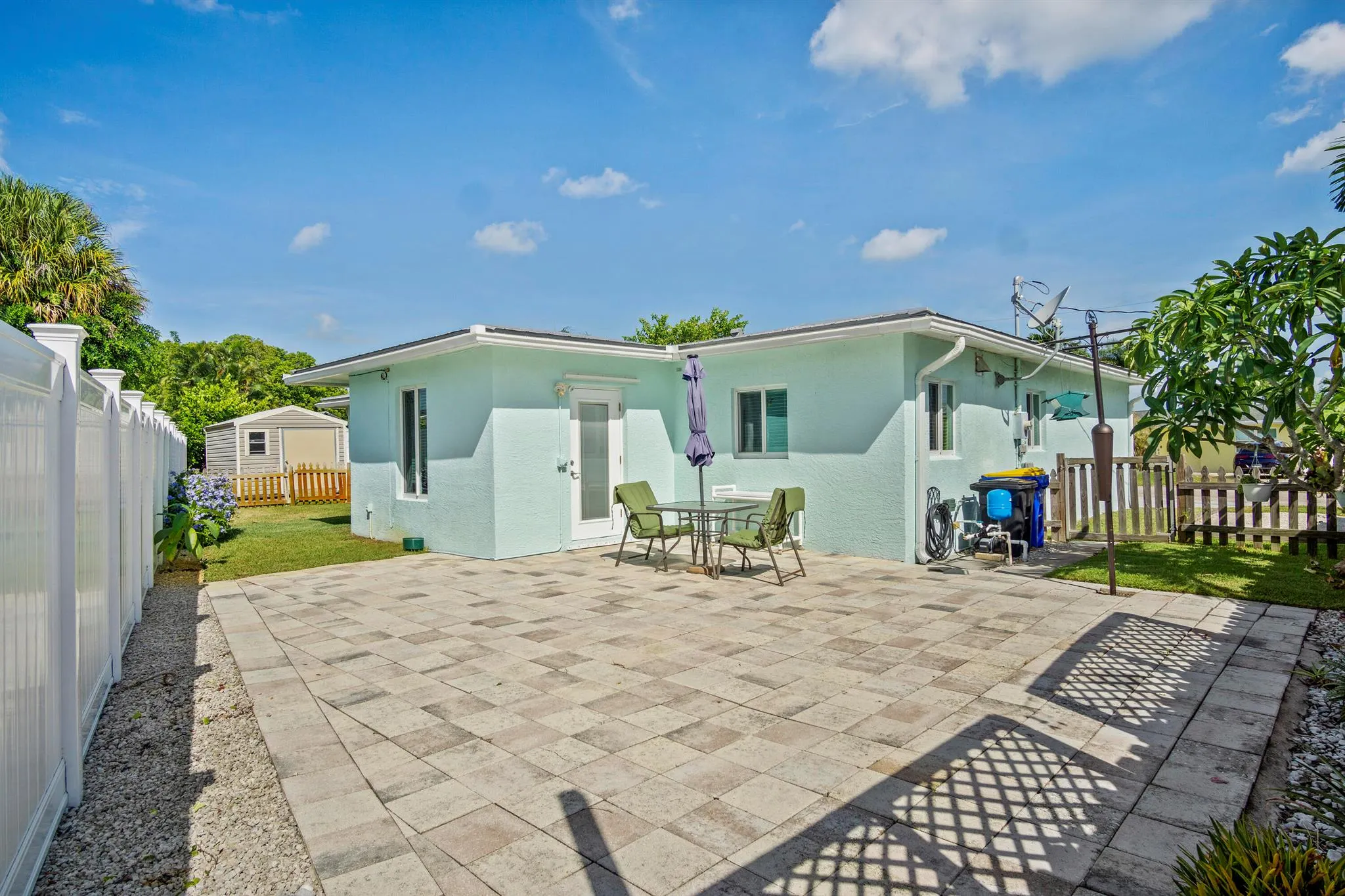 195 SW Cabana Point Circle