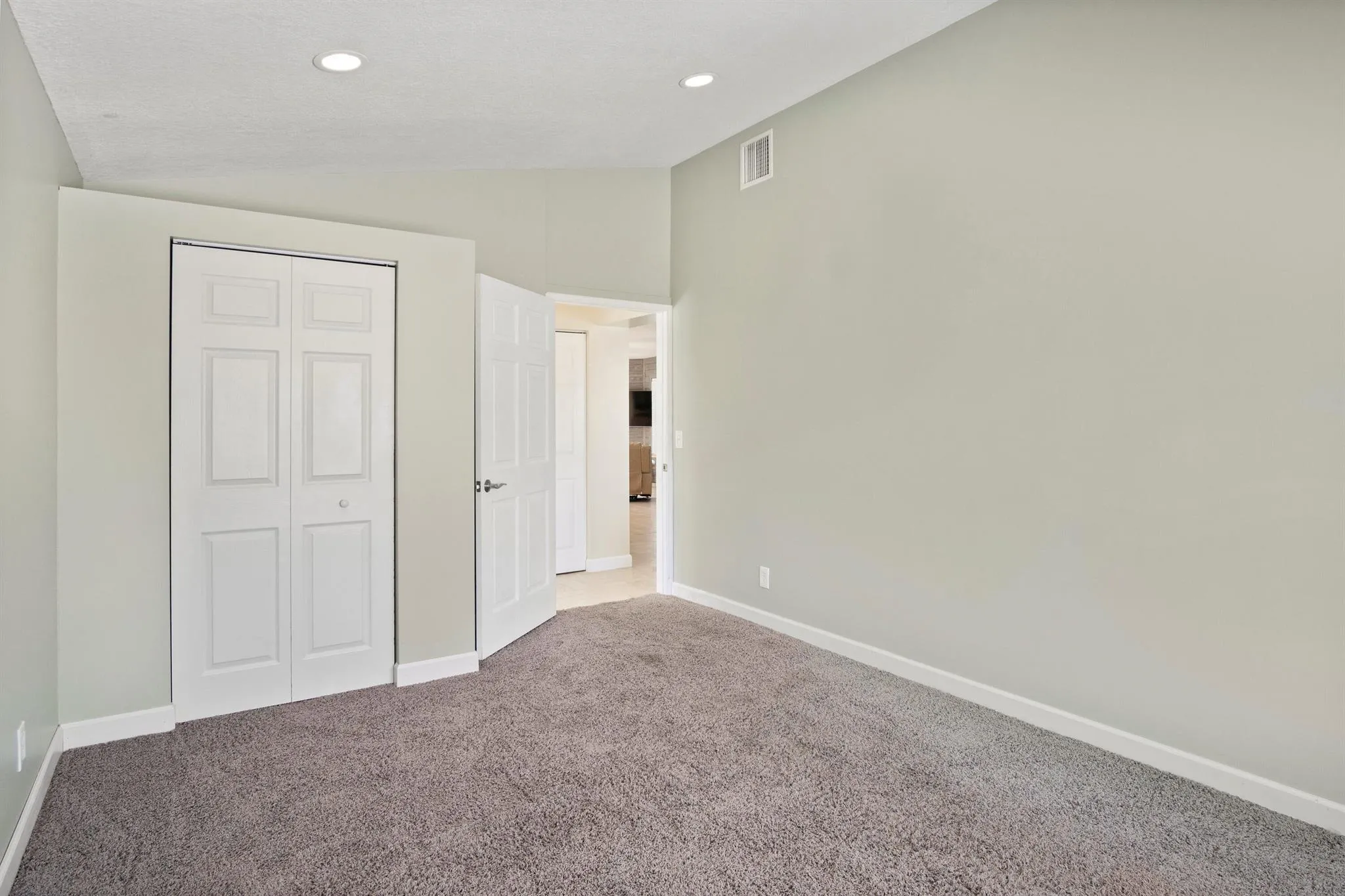 195 SW Cabana Point Circle