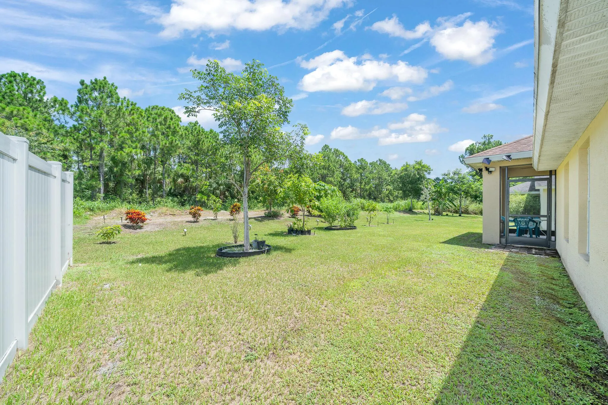 9760 Palm Breezes Dr Drive