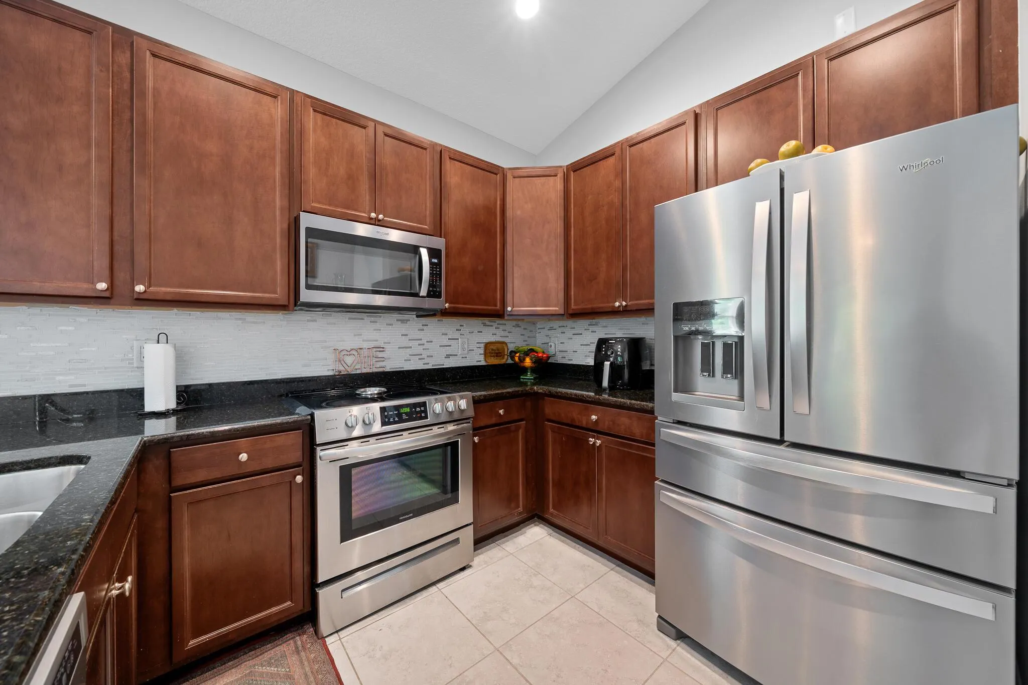 9760 Palm Breezes Dr Drive