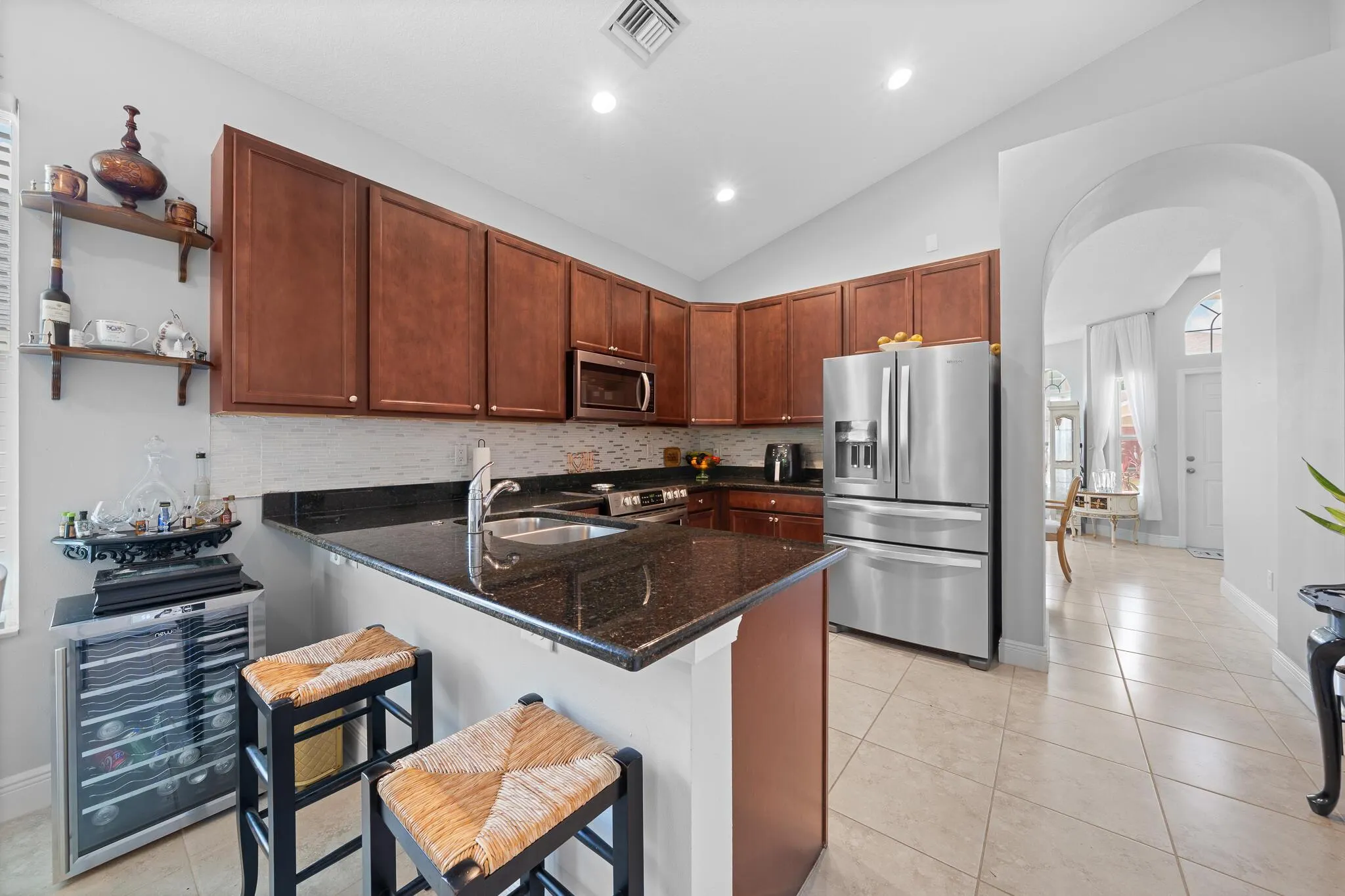 9760 Palm Breezes Dr Drive