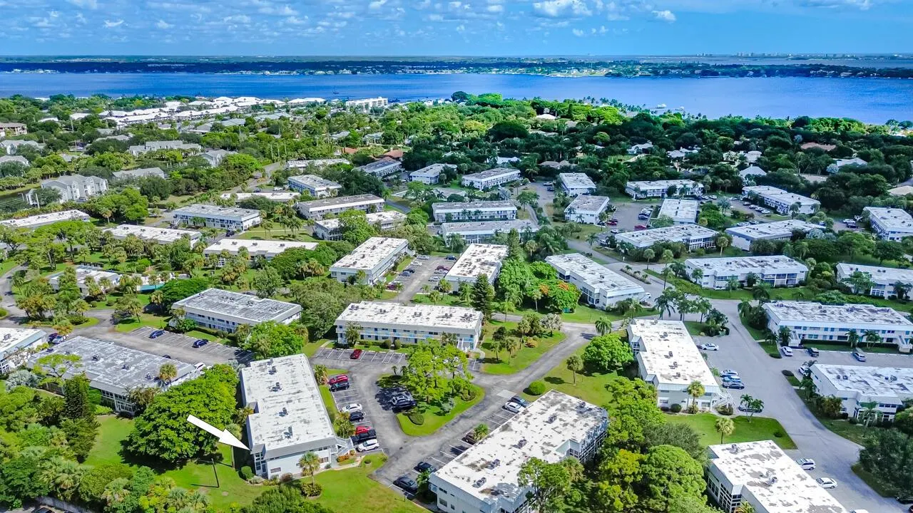 2929 SE Ocean Boulevard, #117-10