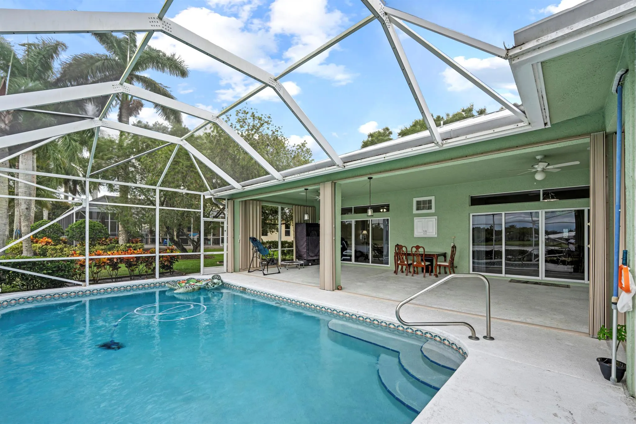5530 SW Orchid Bay Drive
