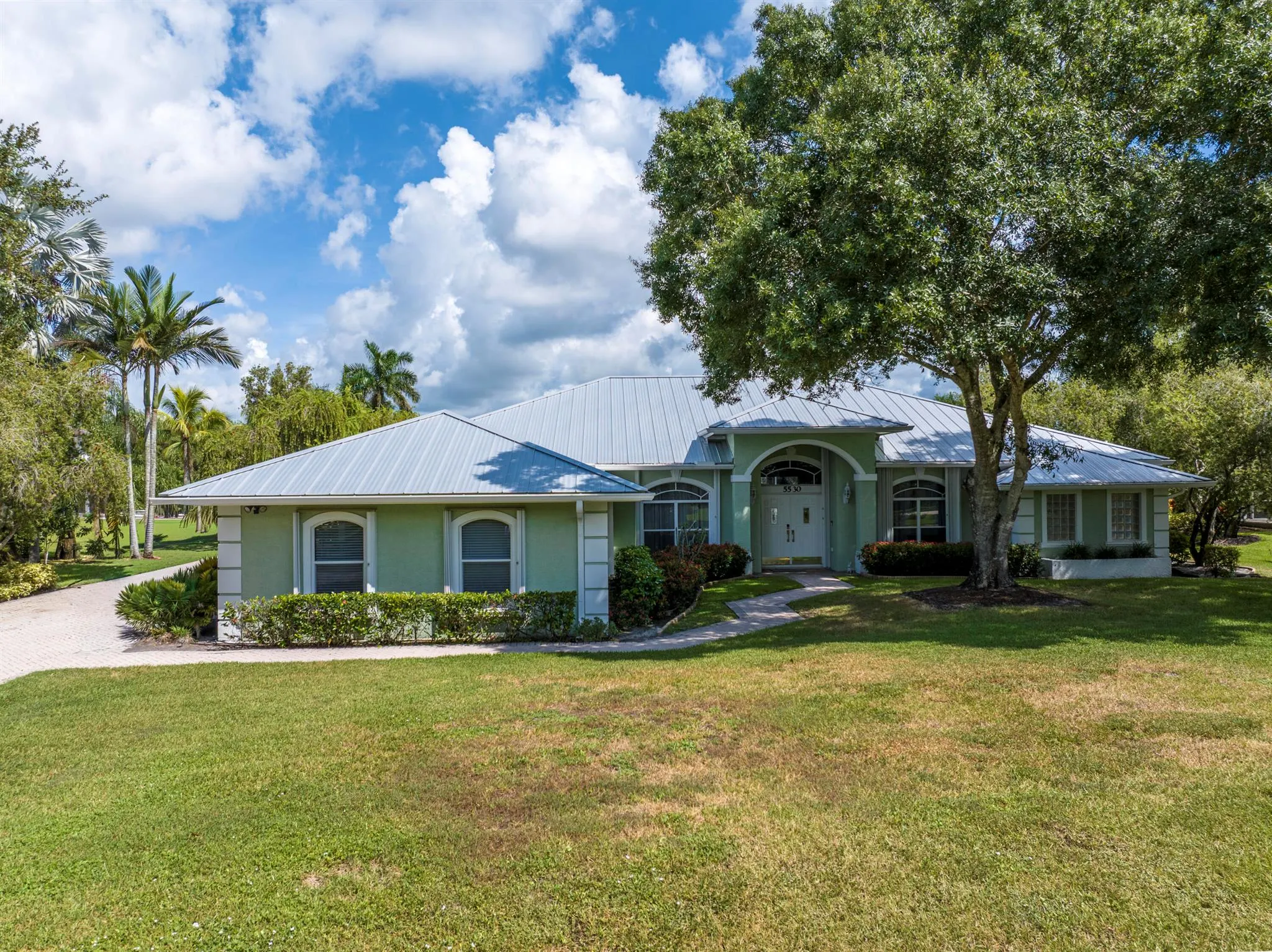 5530 SW Orchid Bay Drive