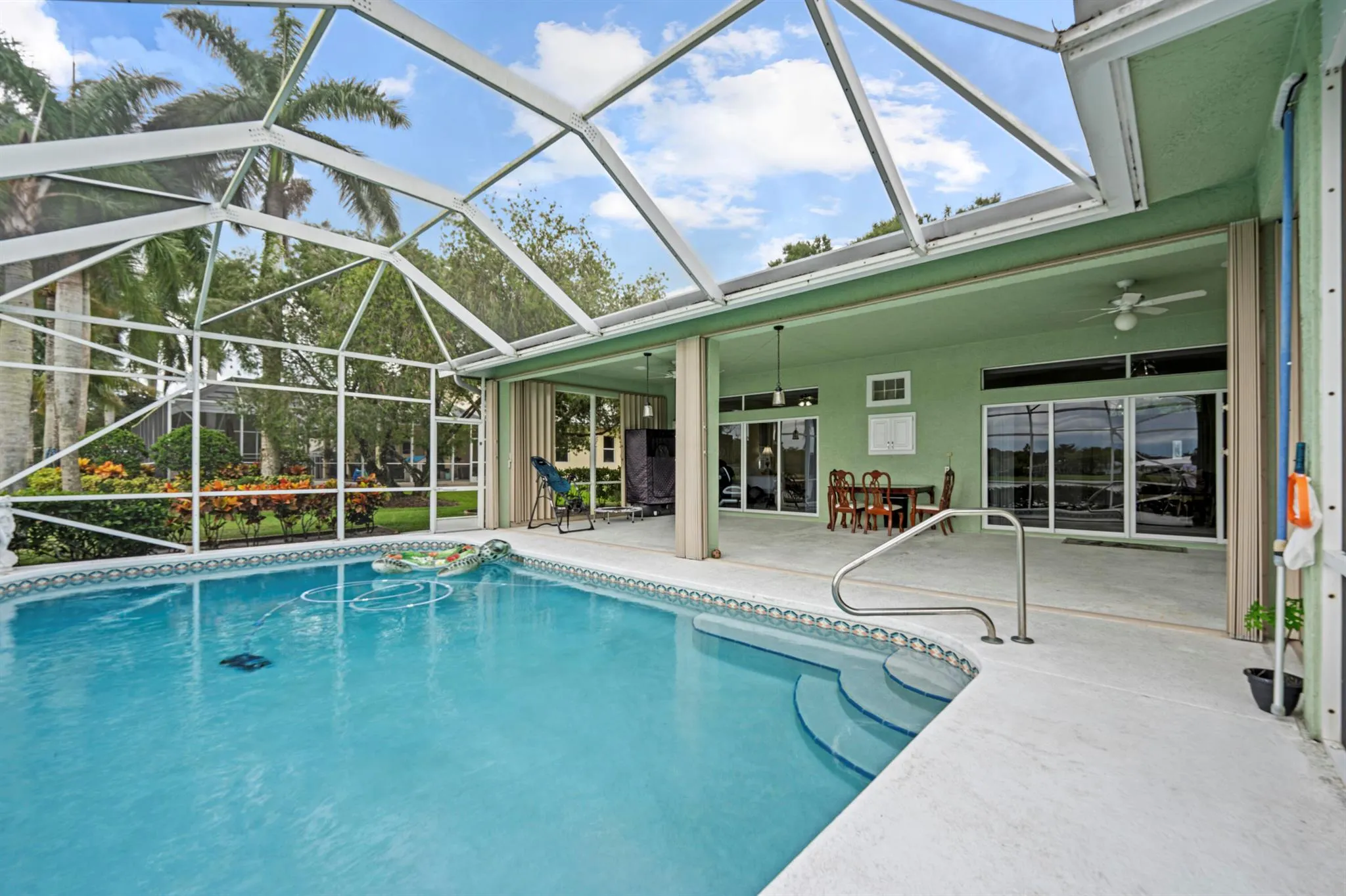 5530 SW Orchid Bay Drive