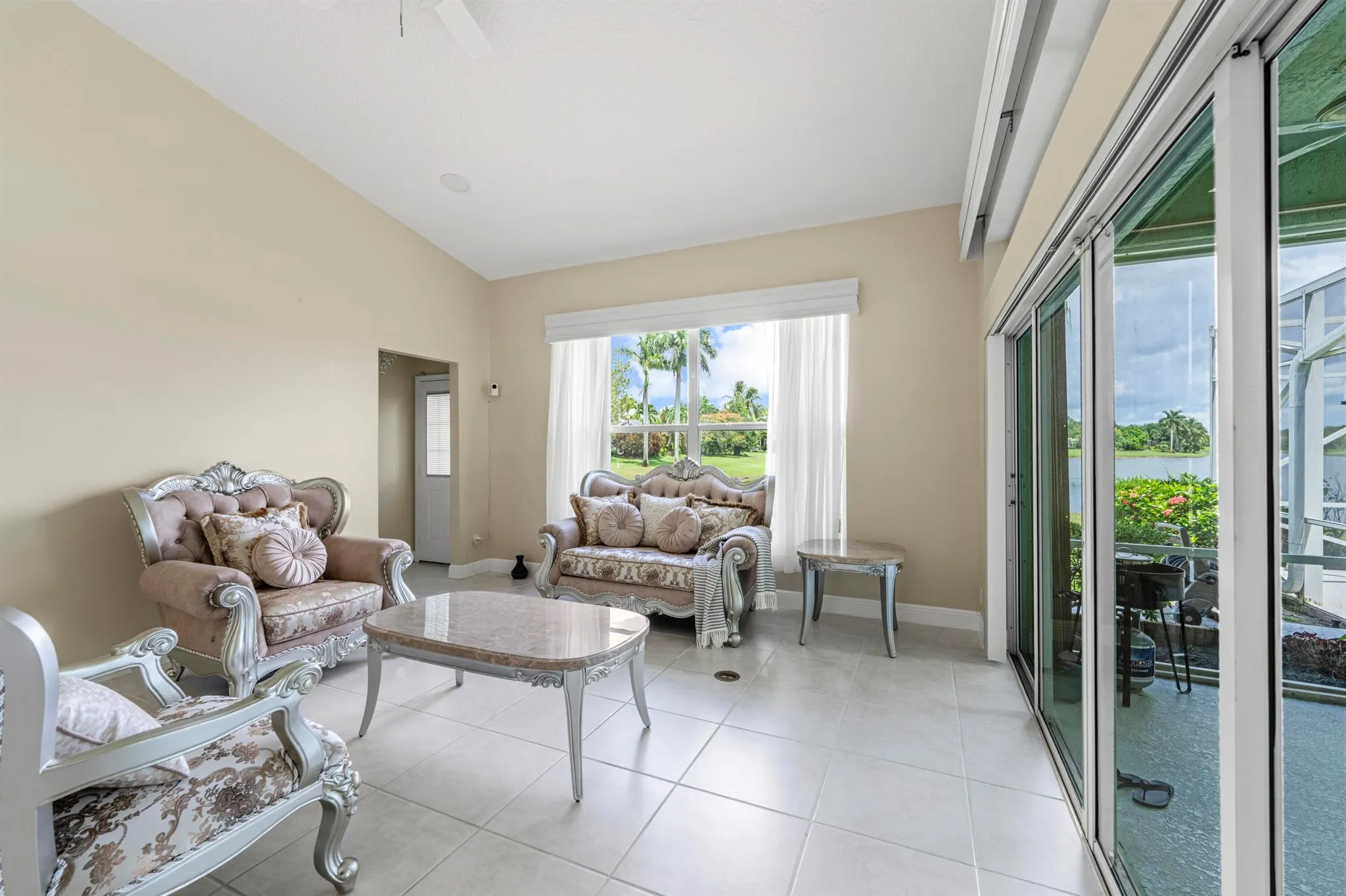 5530 SW Orchid Bay Drive