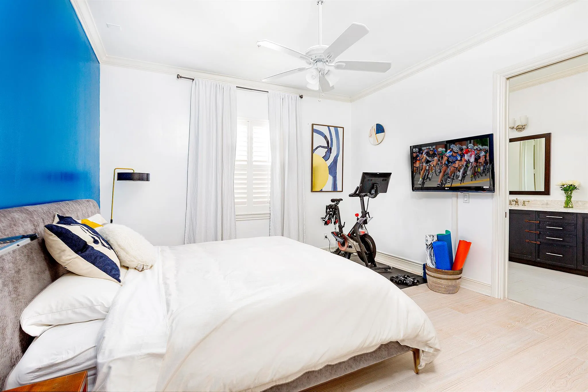 389 E Cannery Row Circle