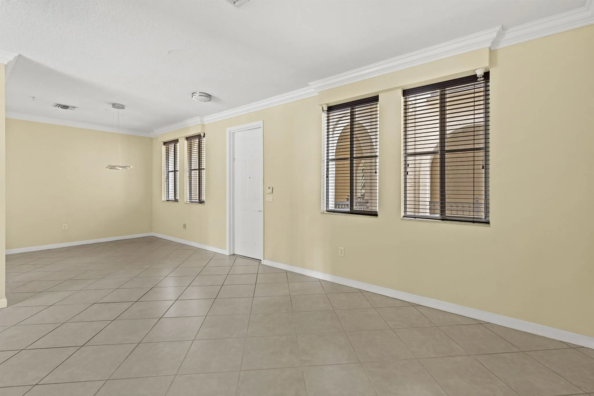 2900 NW 125th Avenue, #3-305