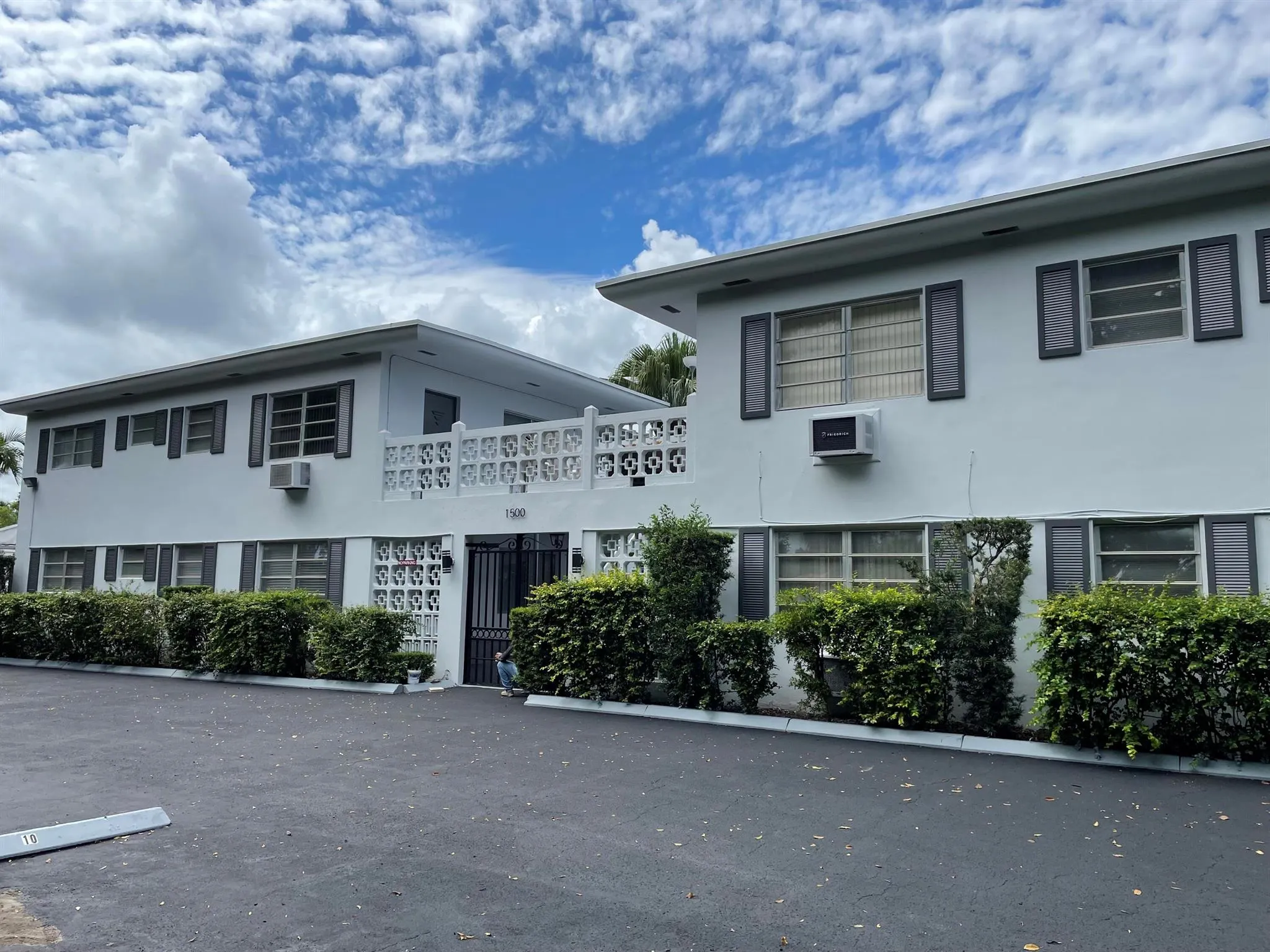 1500 S 20th Avenue