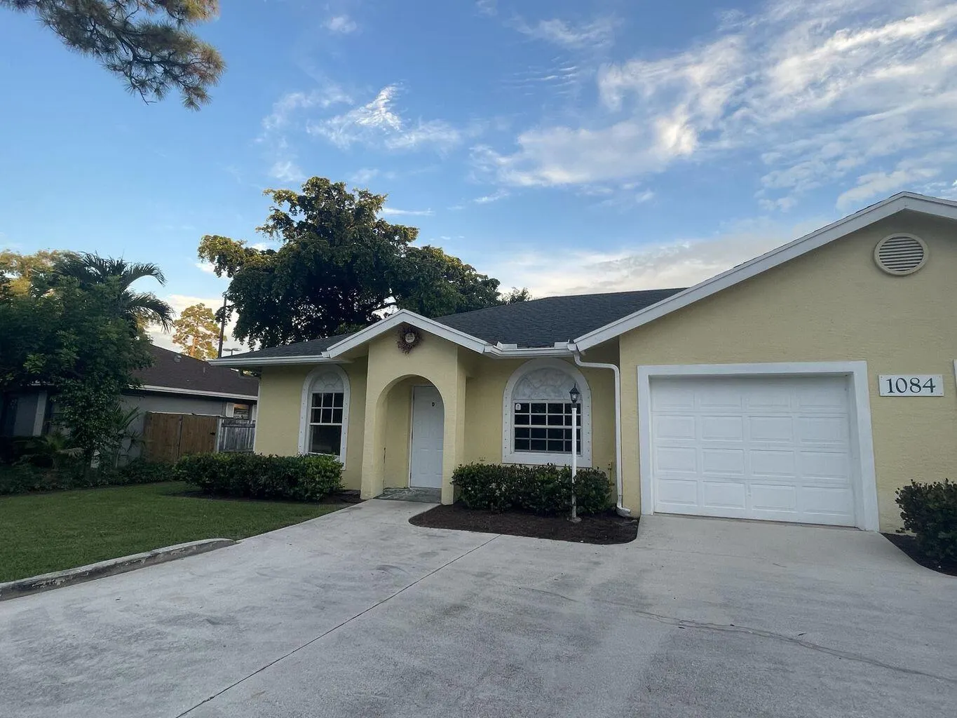 1084 Crassula Court, #D