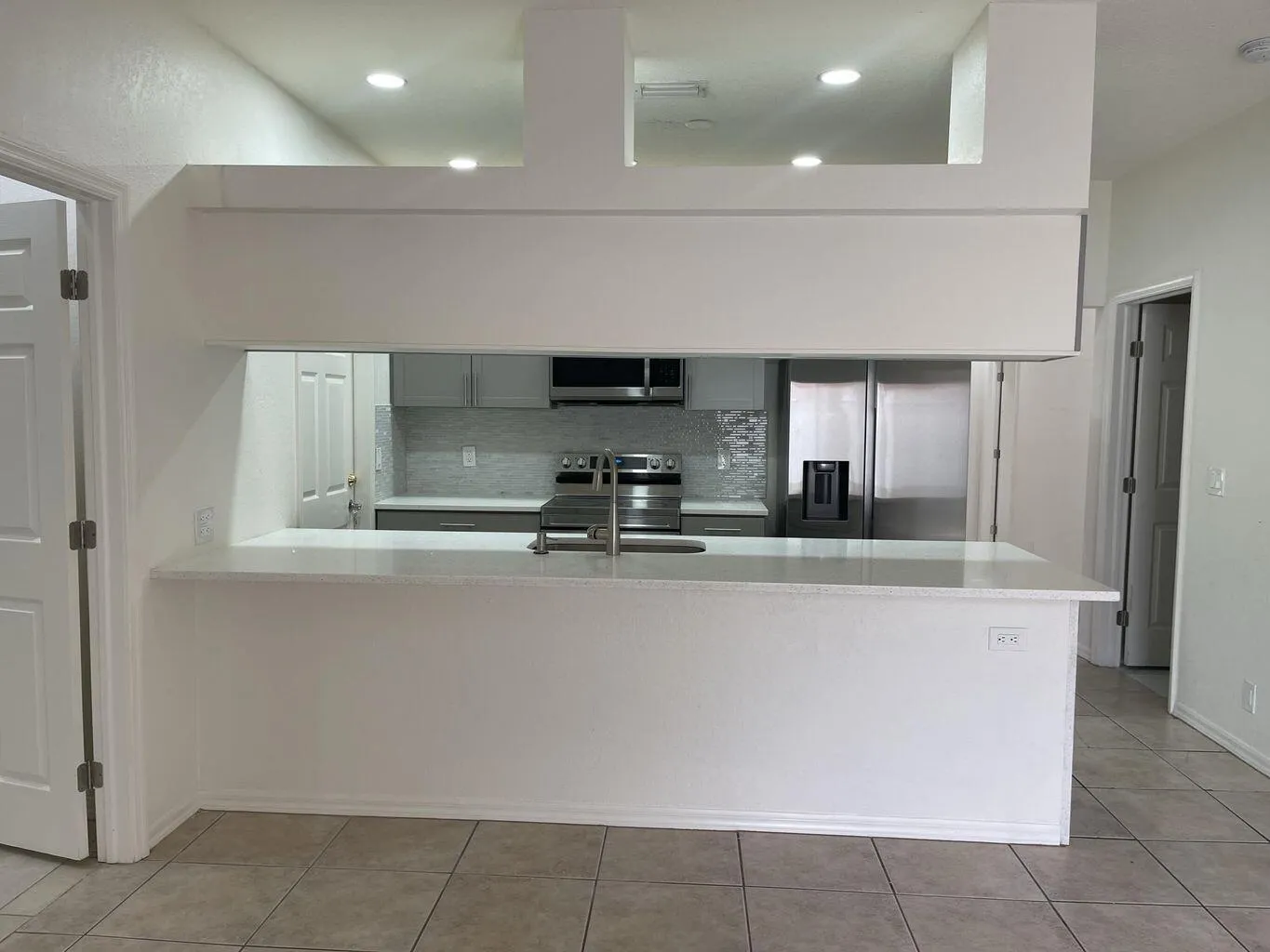 1084 Crassula Court, #D