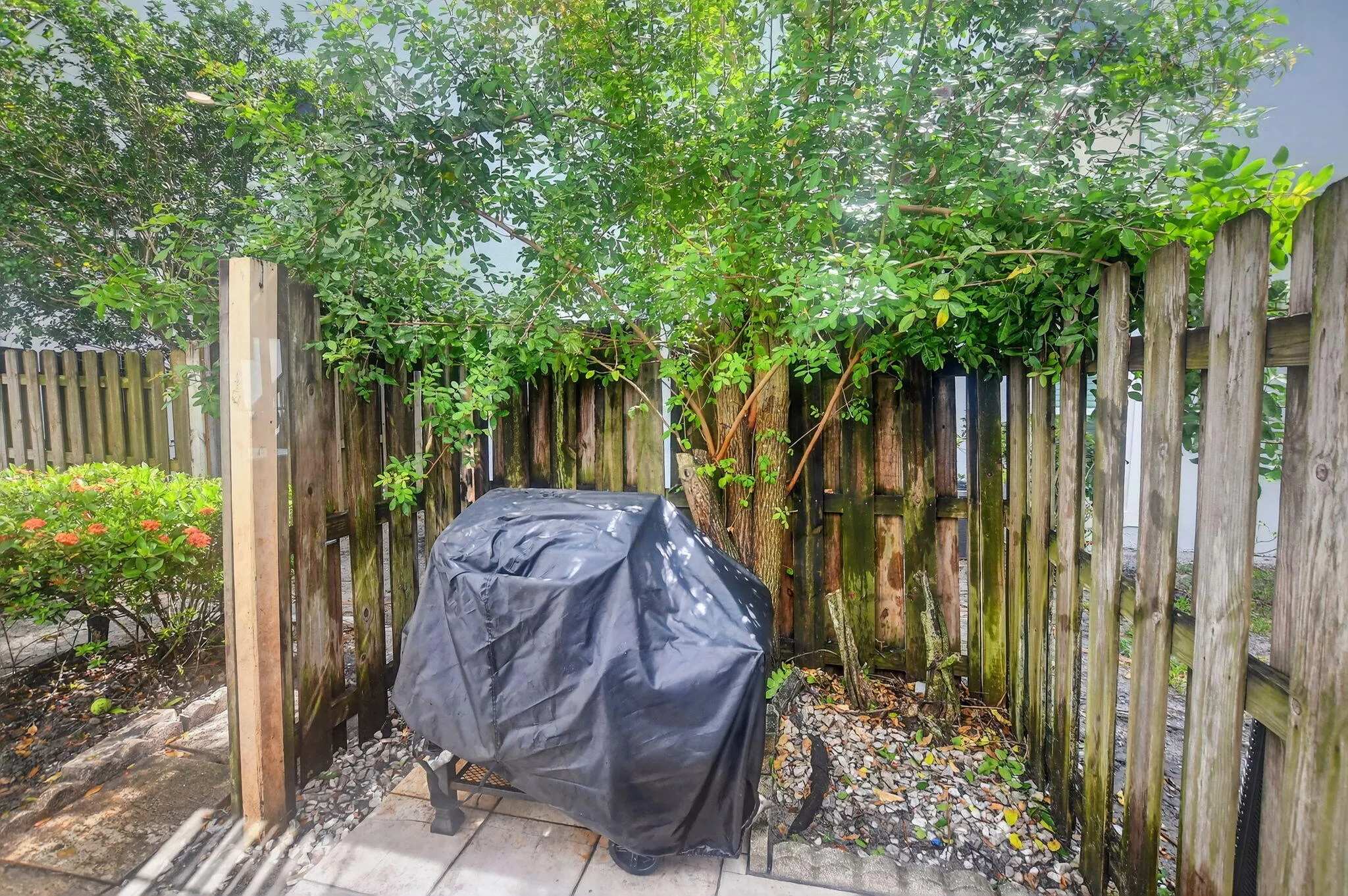 6101 Old Court Road, #140
