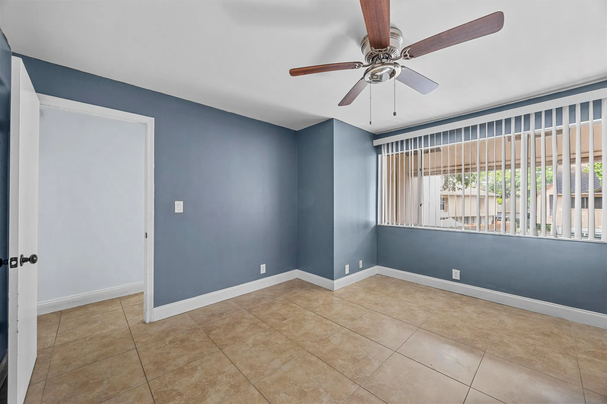 841 NW 82nd Avenue, #2