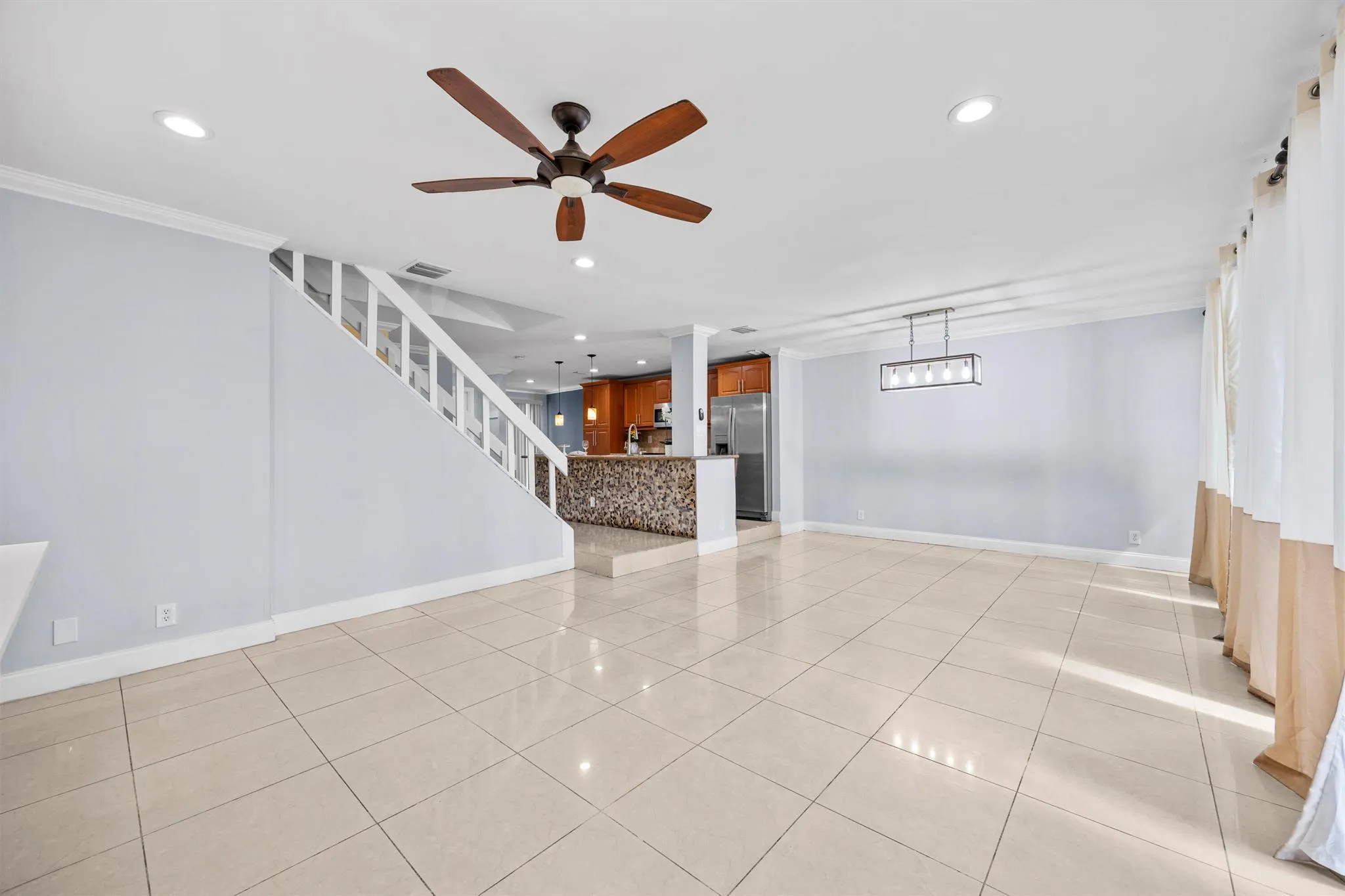 841 NW 82nd Avenue, #2