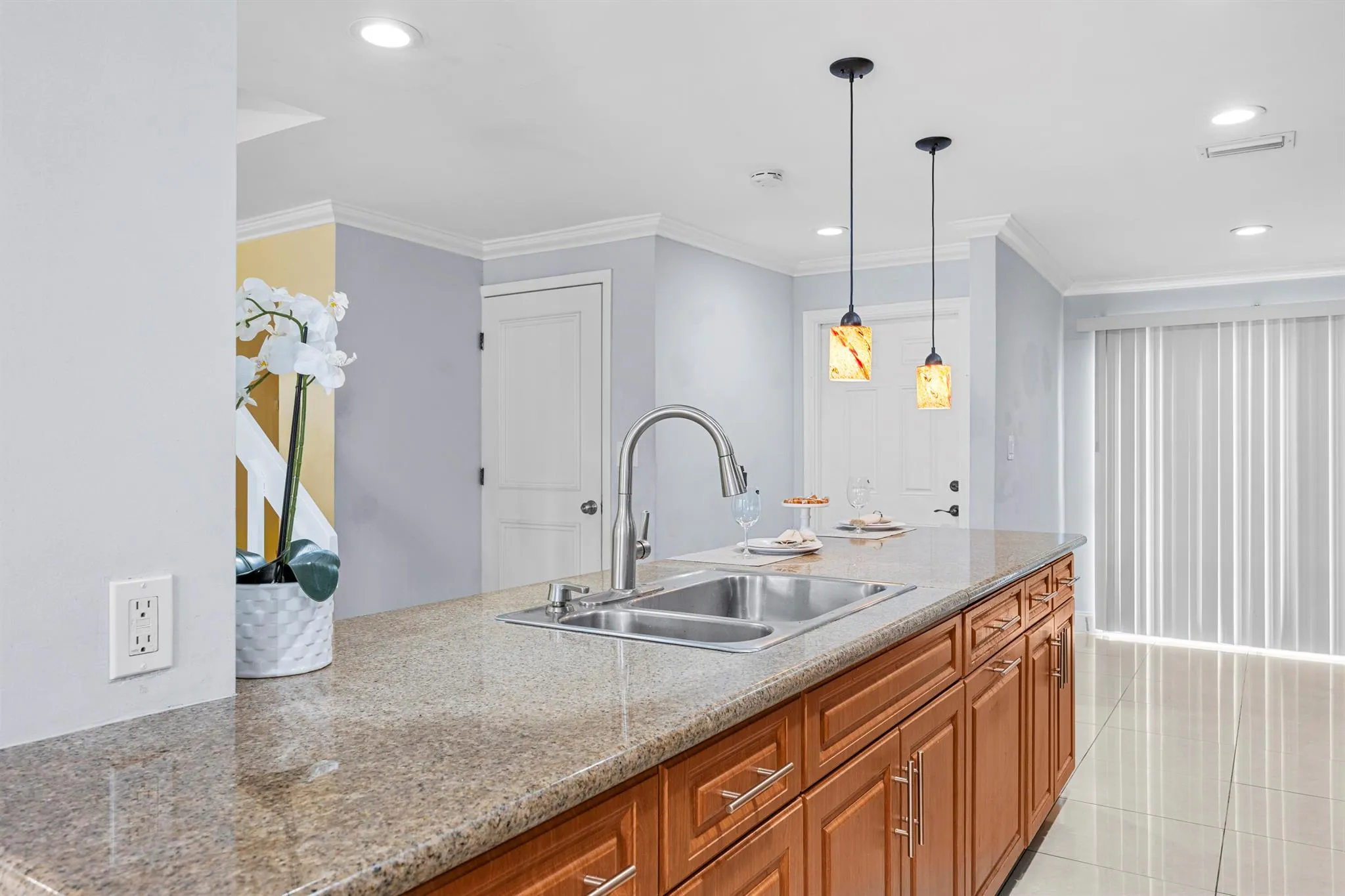 841 NW 82nd Avenue, #2