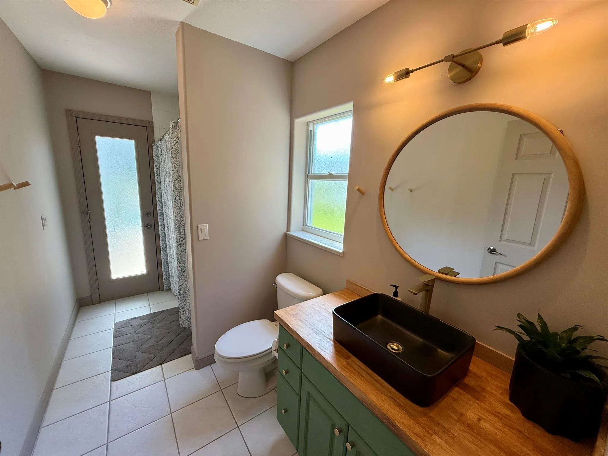 1043 SW Pigeon Plum Way