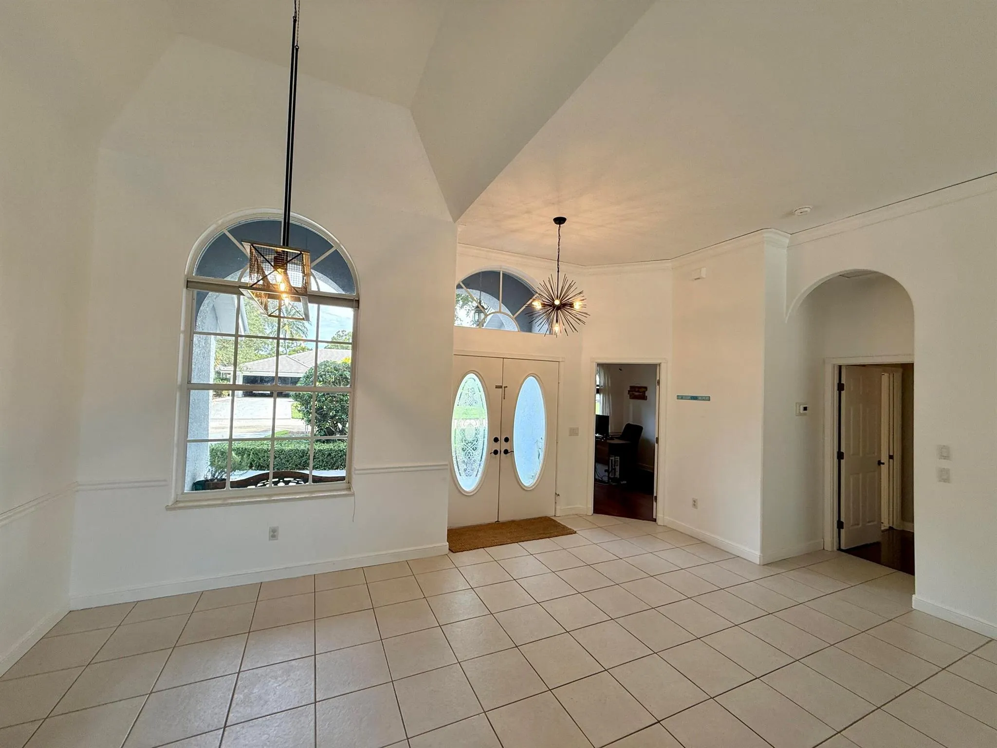 1043 SW Pigeon Plum Way