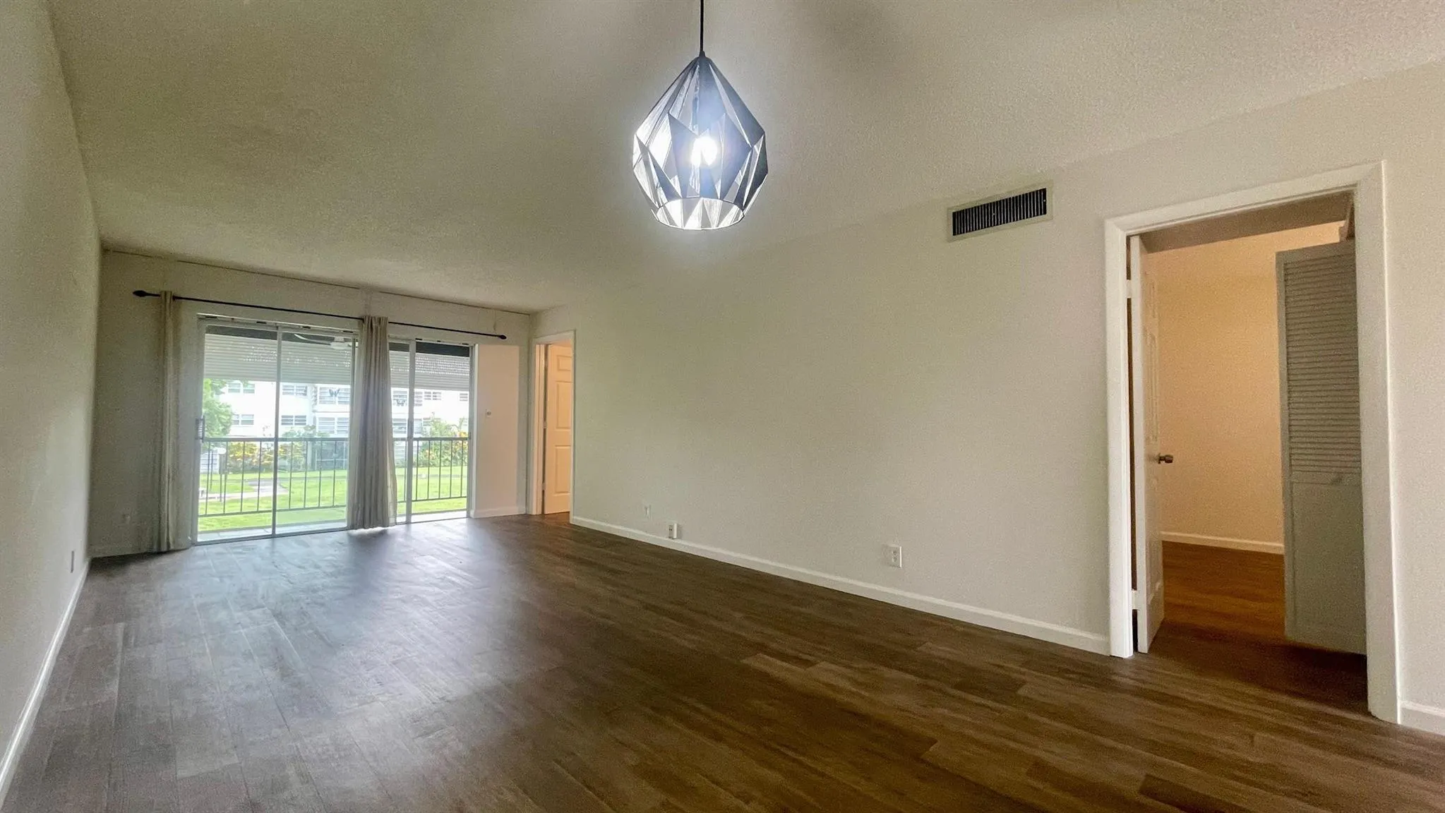 1801 NW 75th Avenue, #211