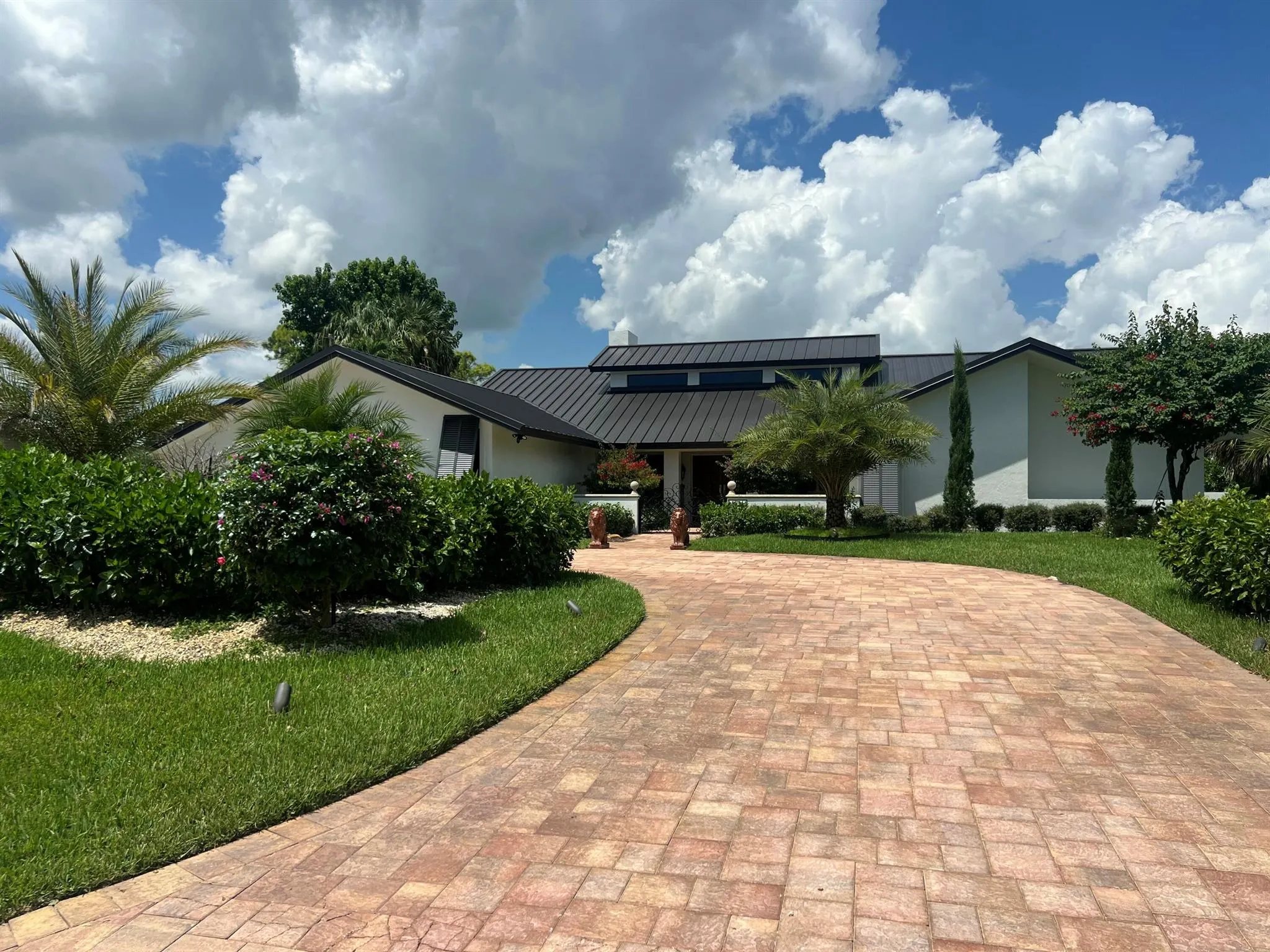 5091 SE Burning Tree Circle