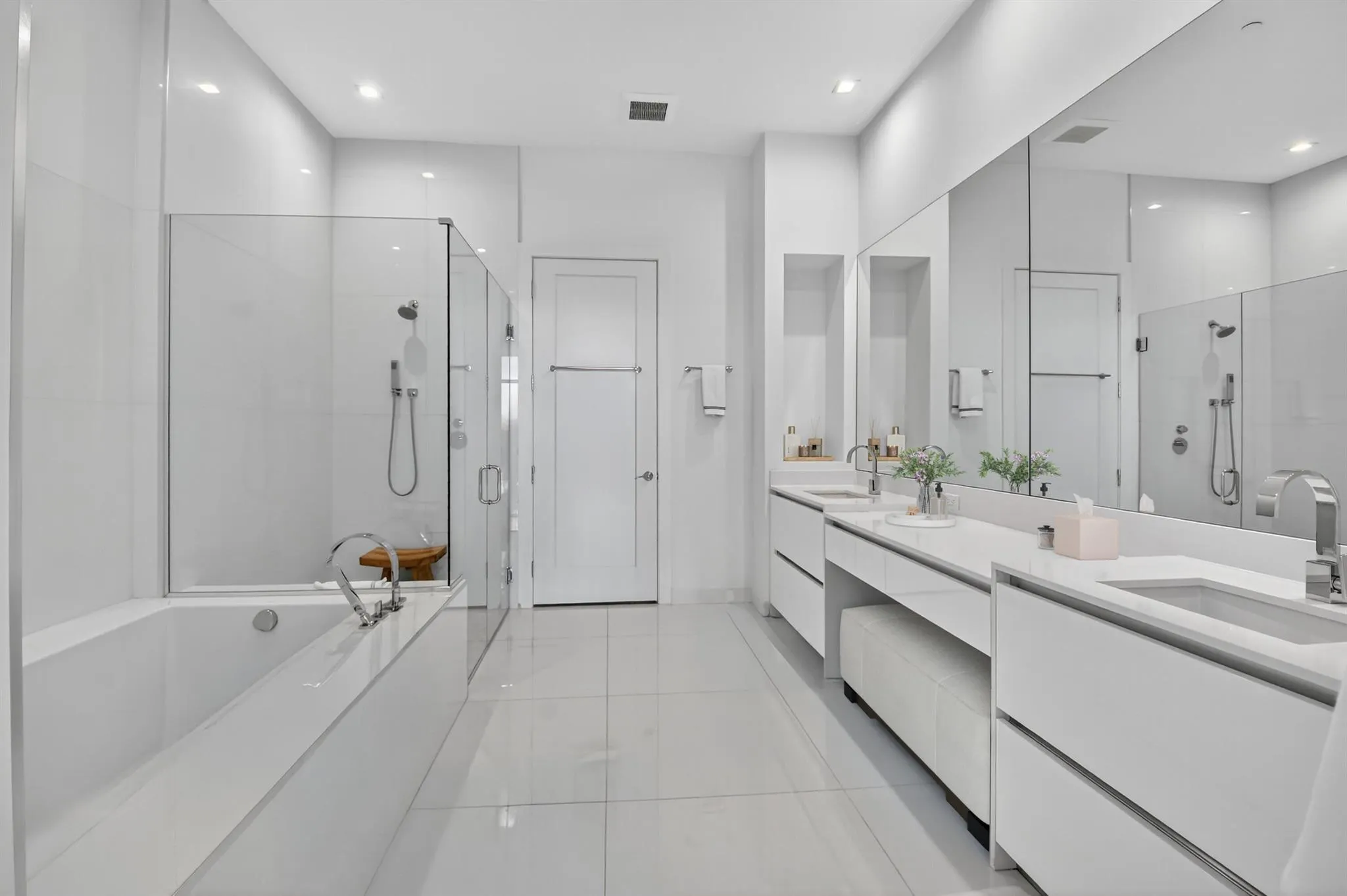 20155 Boca West Drive, #Ph A-901