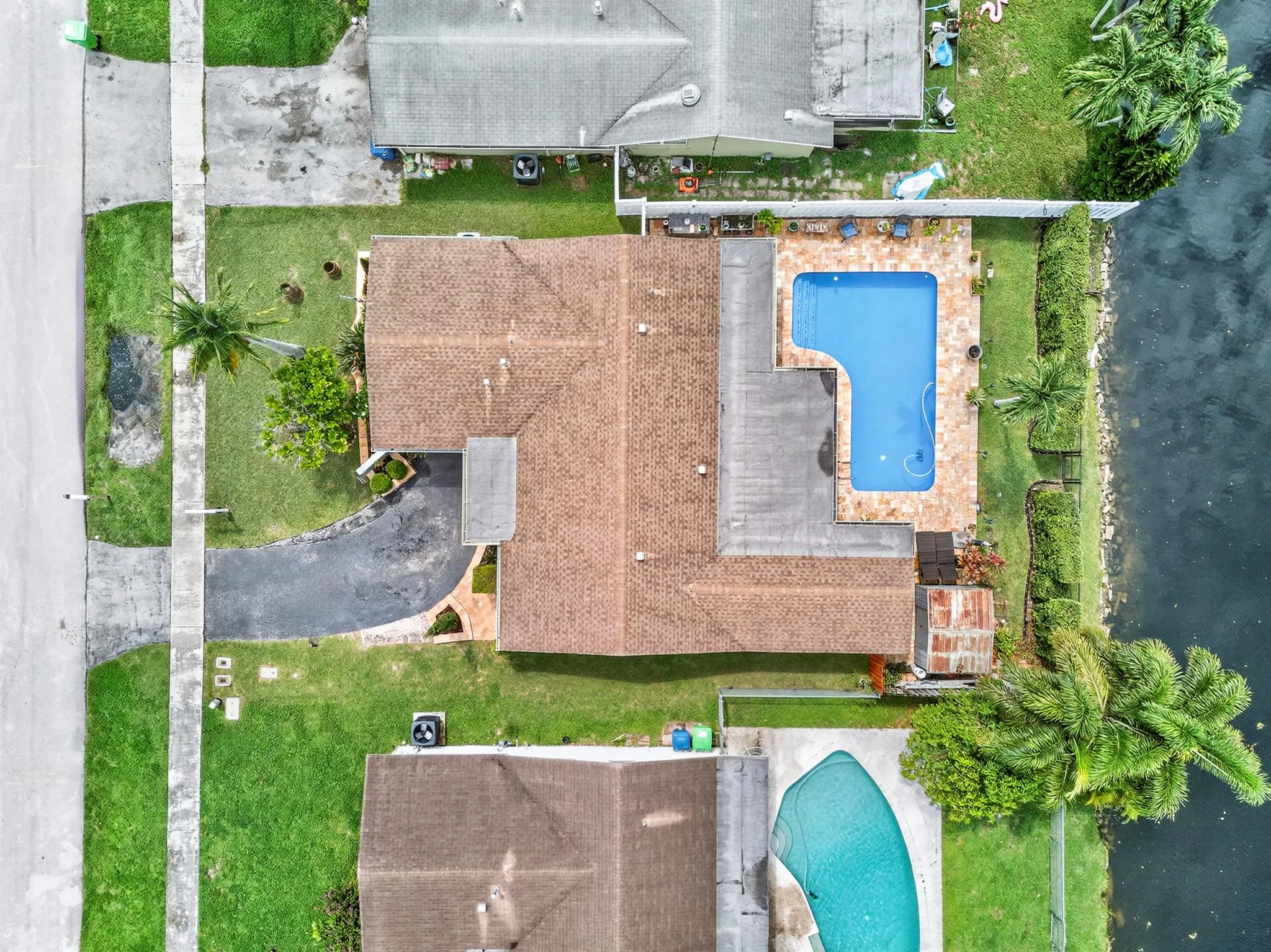 11421 NW 38th Place