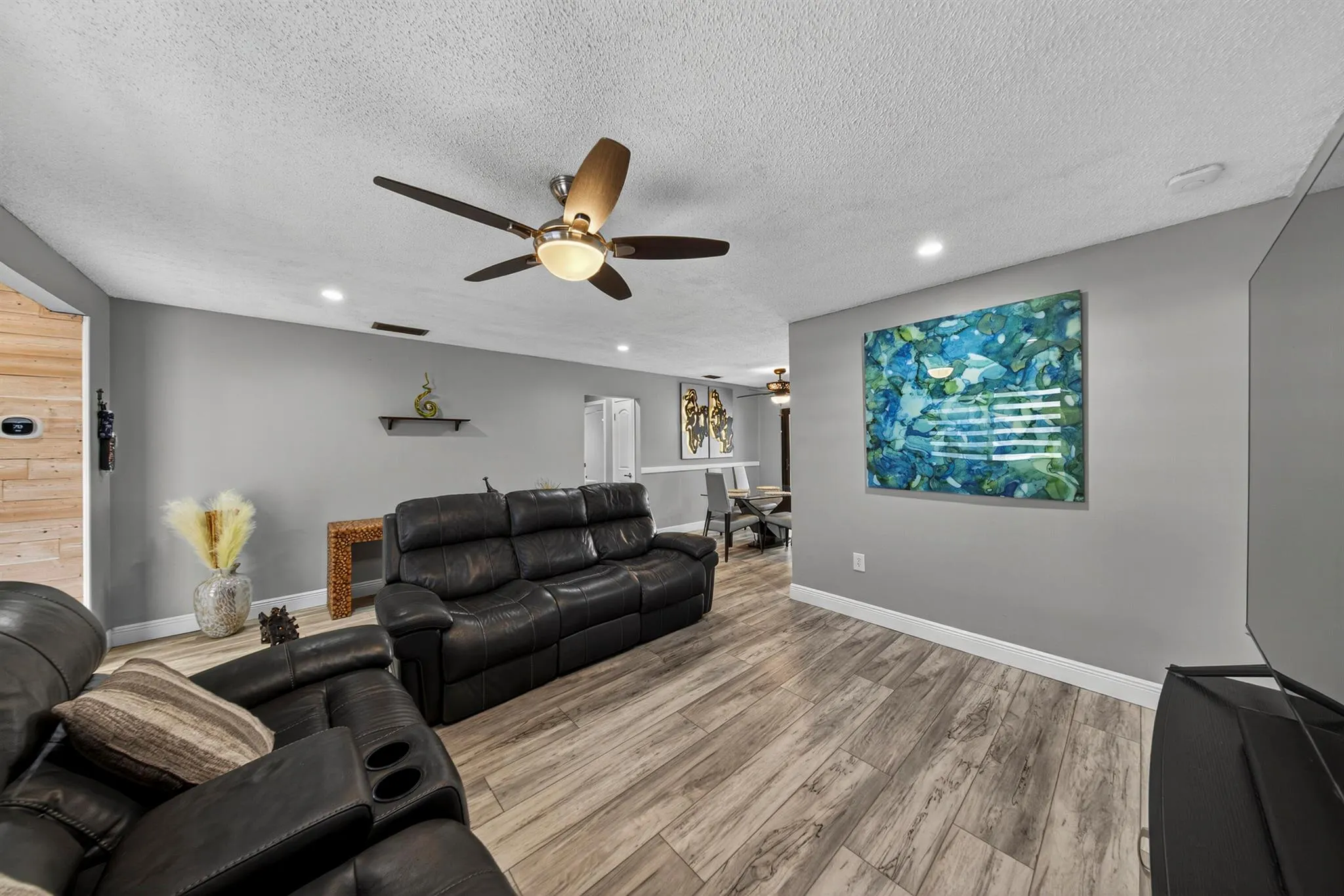 11421 NW 38th Place