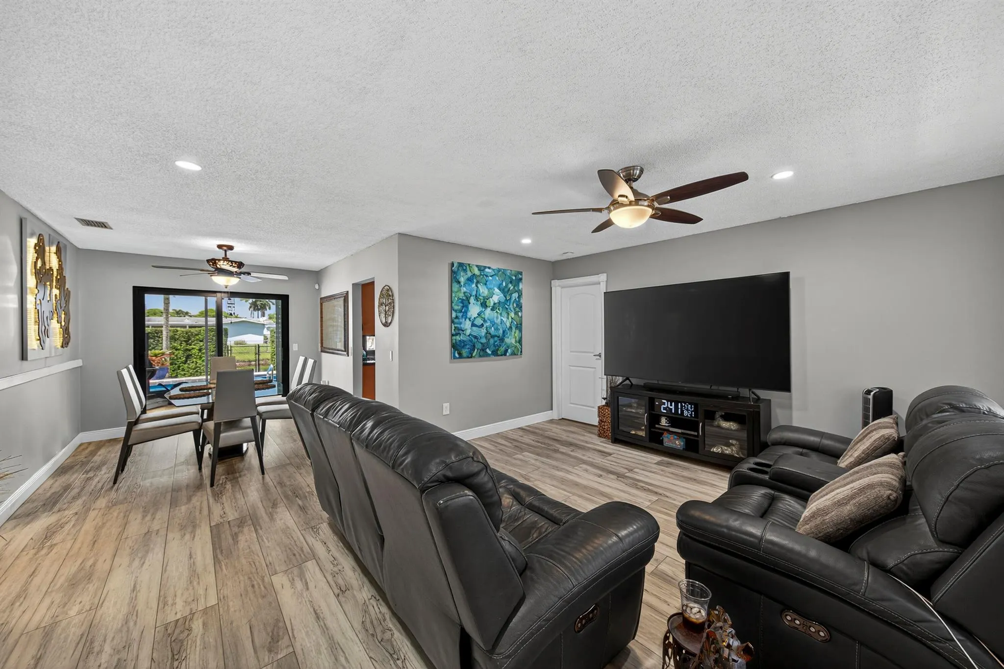 11421 NW 38th Place