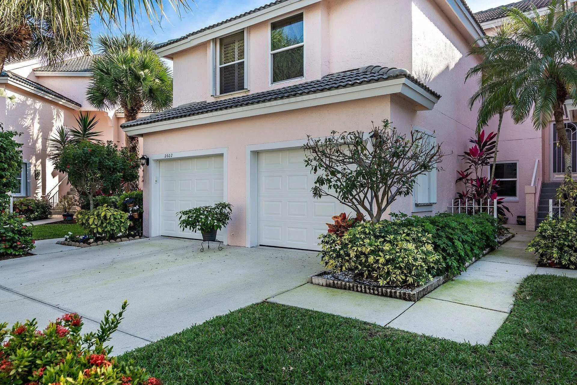 2601 Fairway Drive N