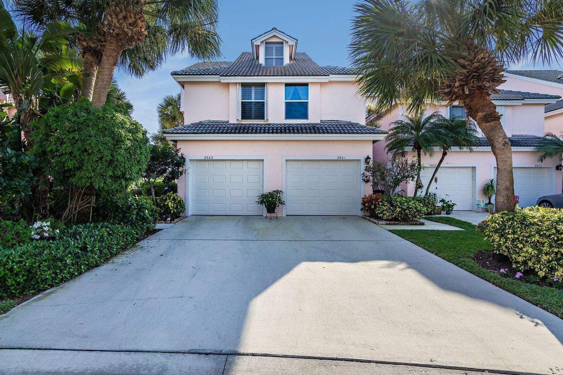 2601 Fairway Drive N