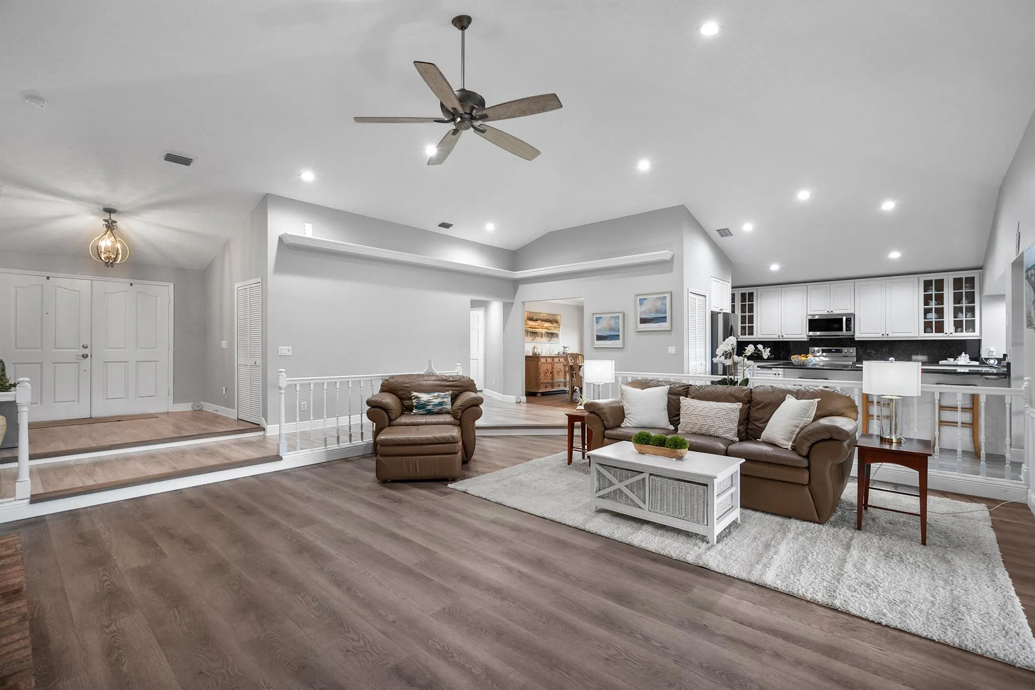 1919 SW Little Oak Trail