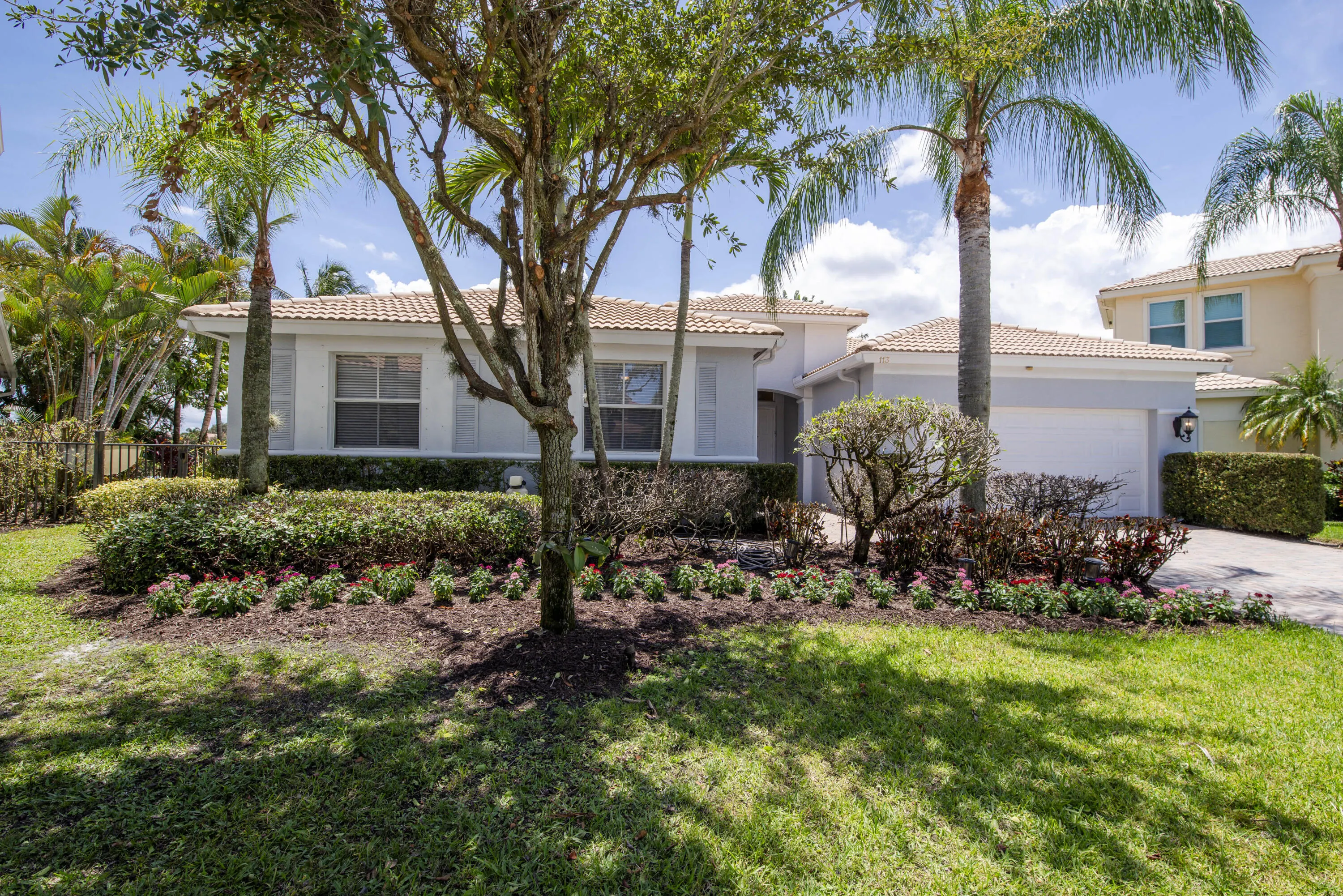 113 La Vida Court