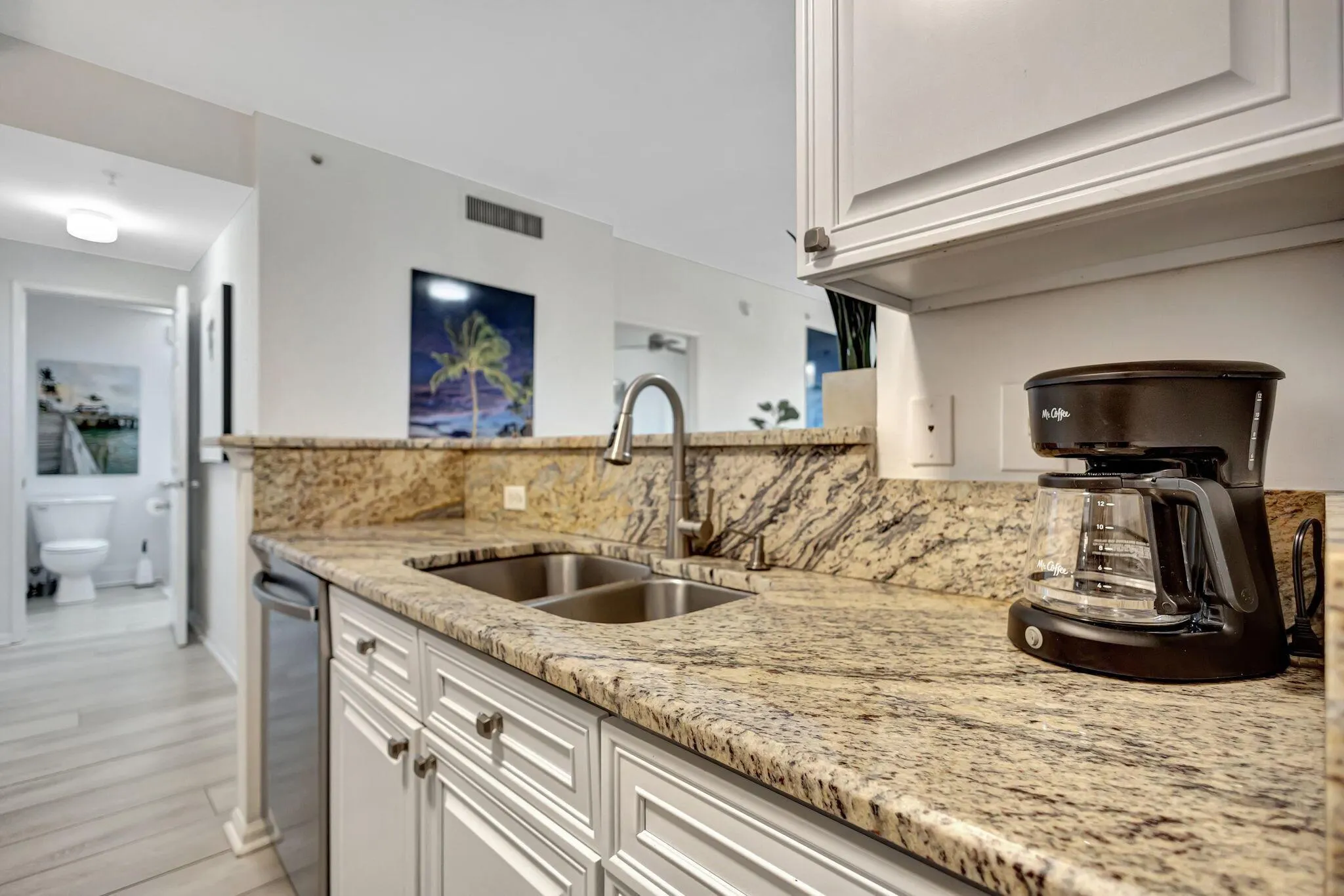 630 S Sapodilla Avenue, #223
