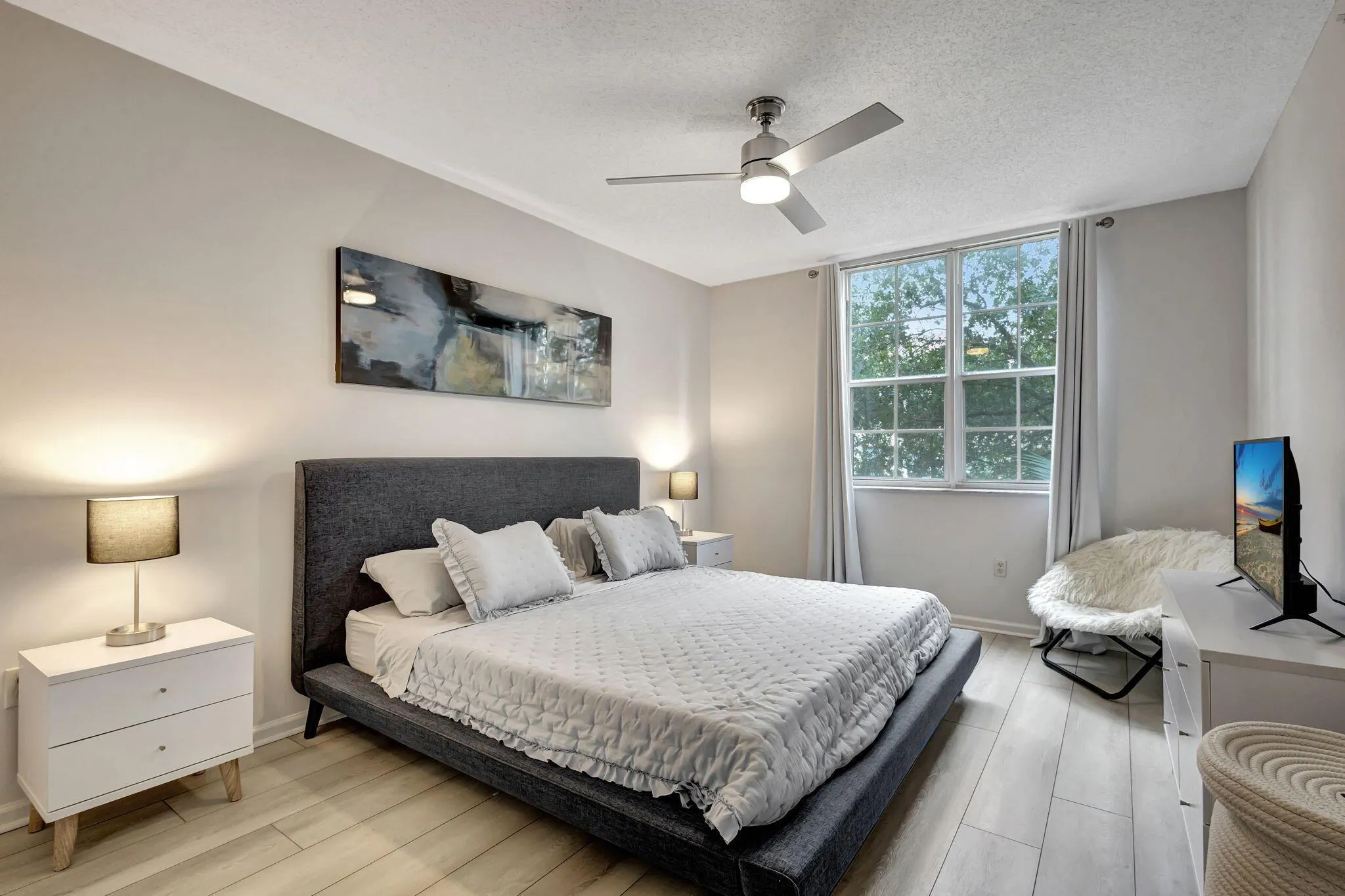 630 S Sapodilla Avenue, #223